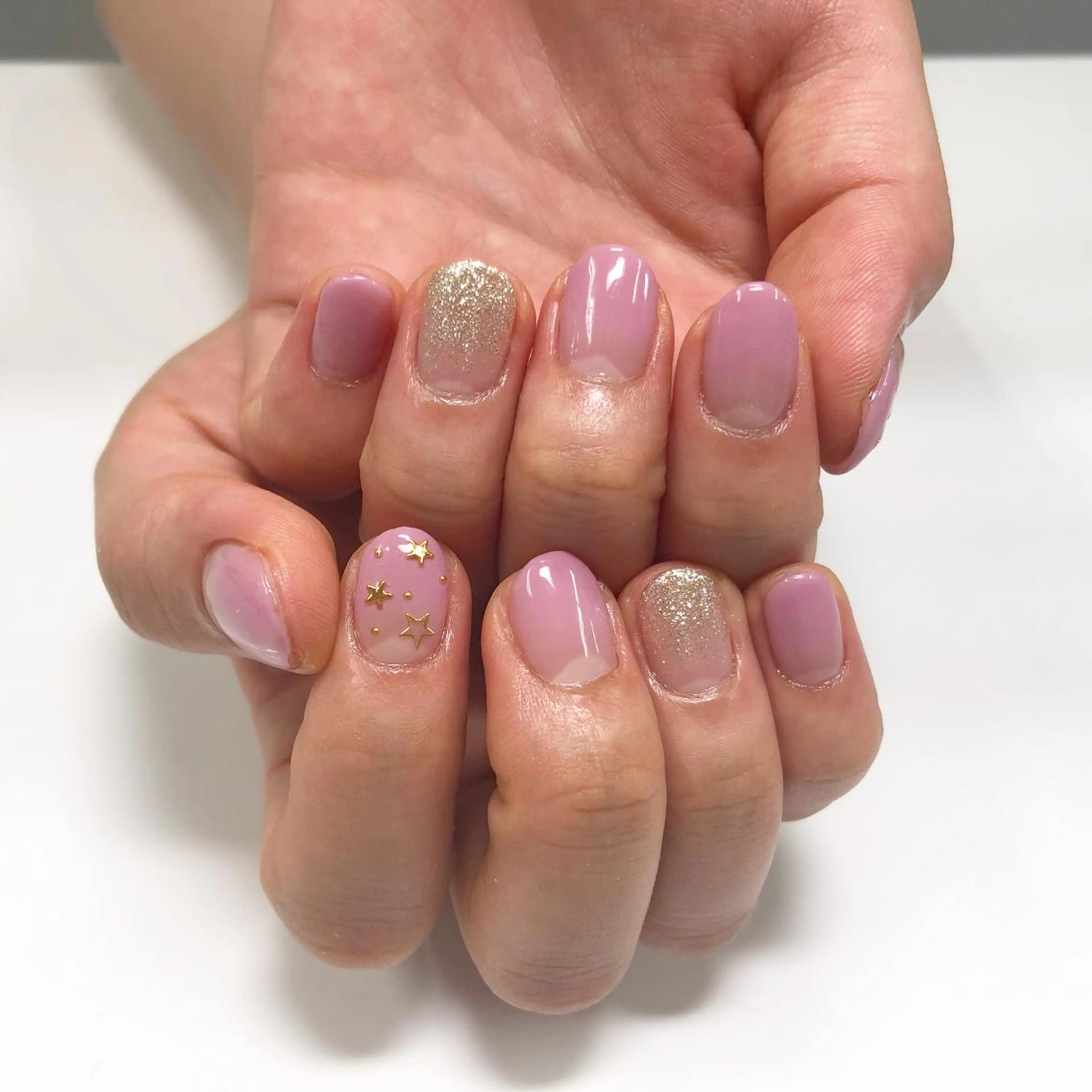 ネイル 吉田 芹菜のネイルデザイン