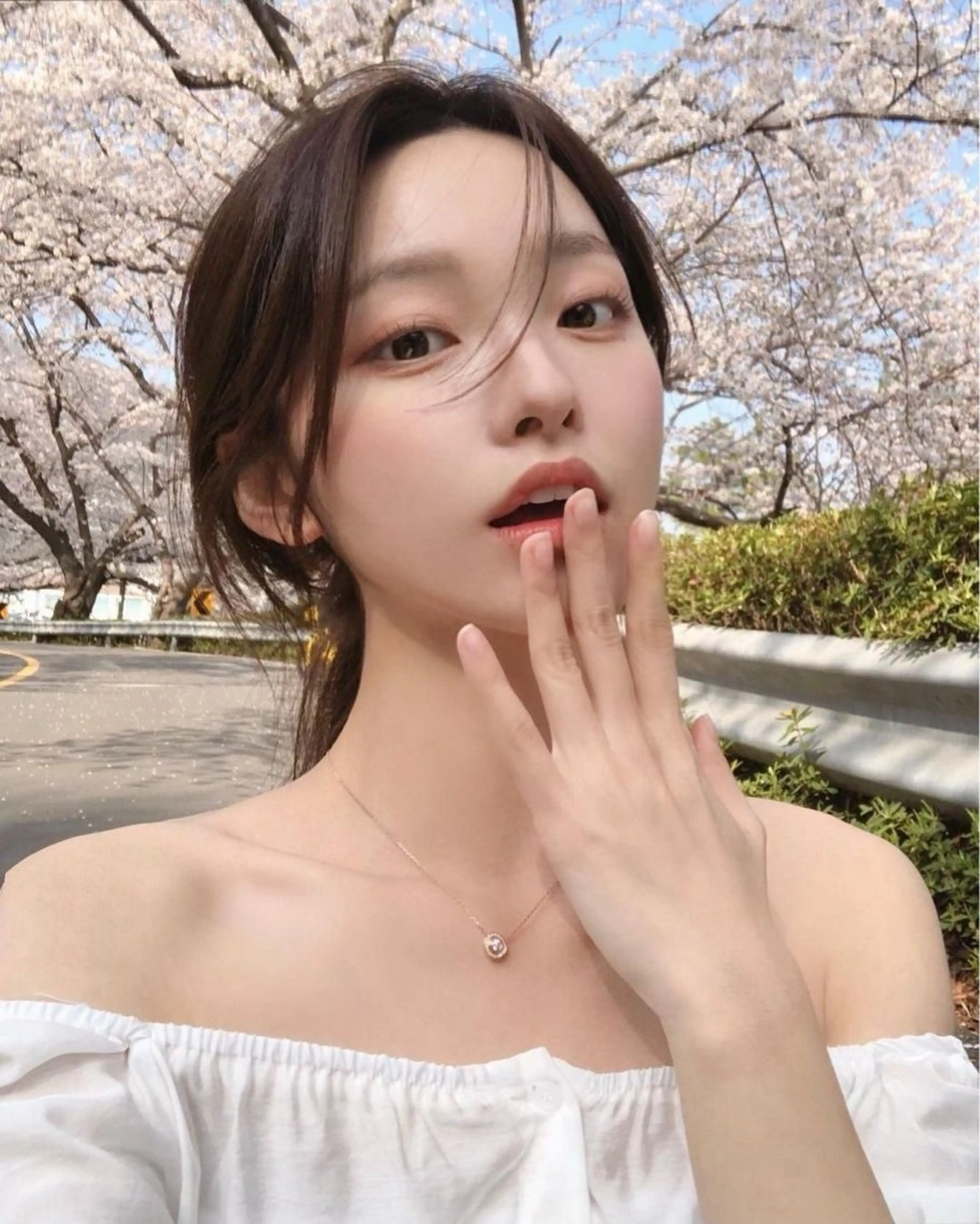 ロング カラー カット ヘアカラー トリートメント 莉乃/縮毛矯正/髪質 改善/艶カラーのヘアスタイル