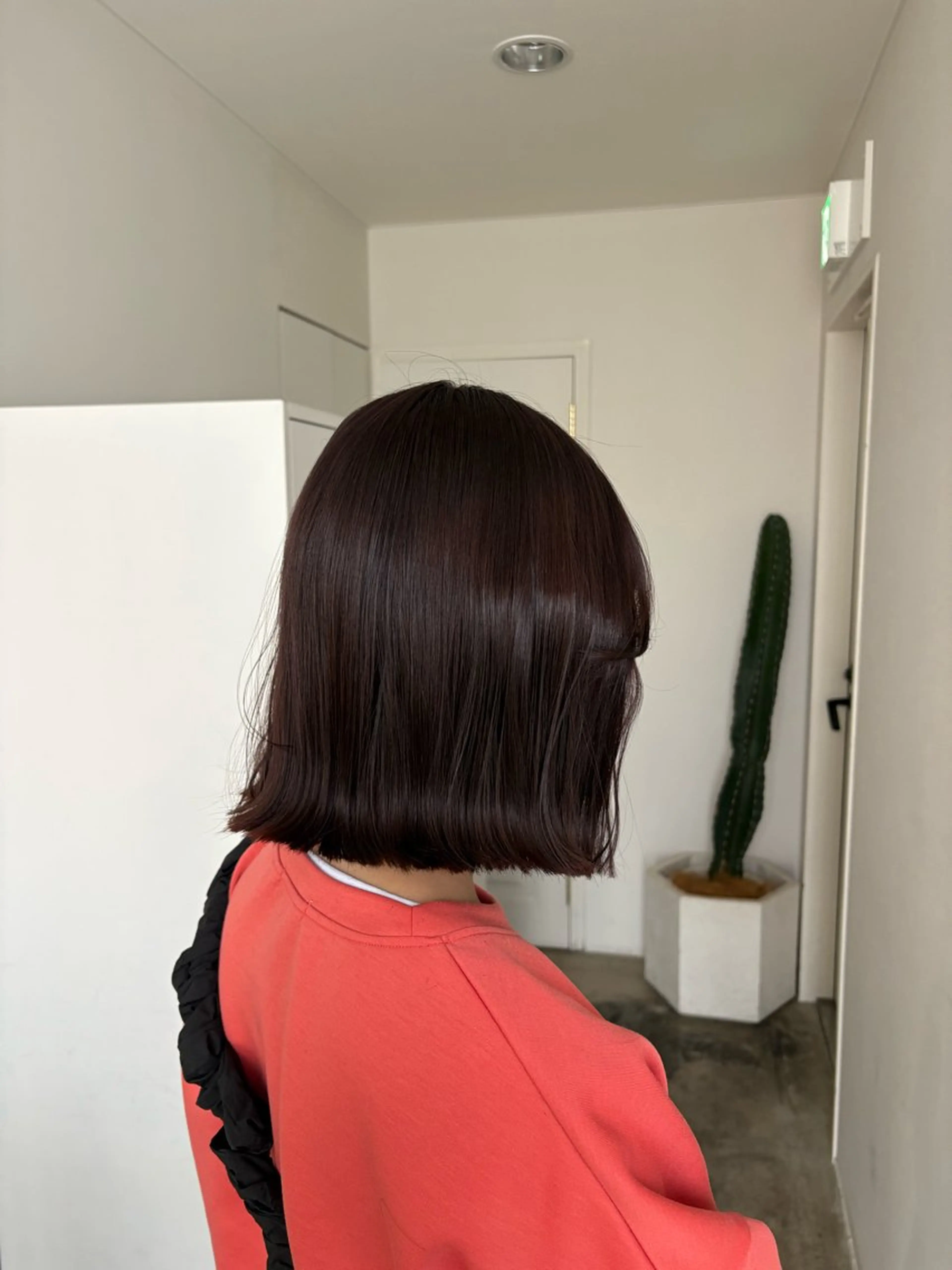 ミディアム ラベンダーブラウン ボブ 髪質改善/レイヤー/ 大阪/ヨシノヒメカのヘアスタイル