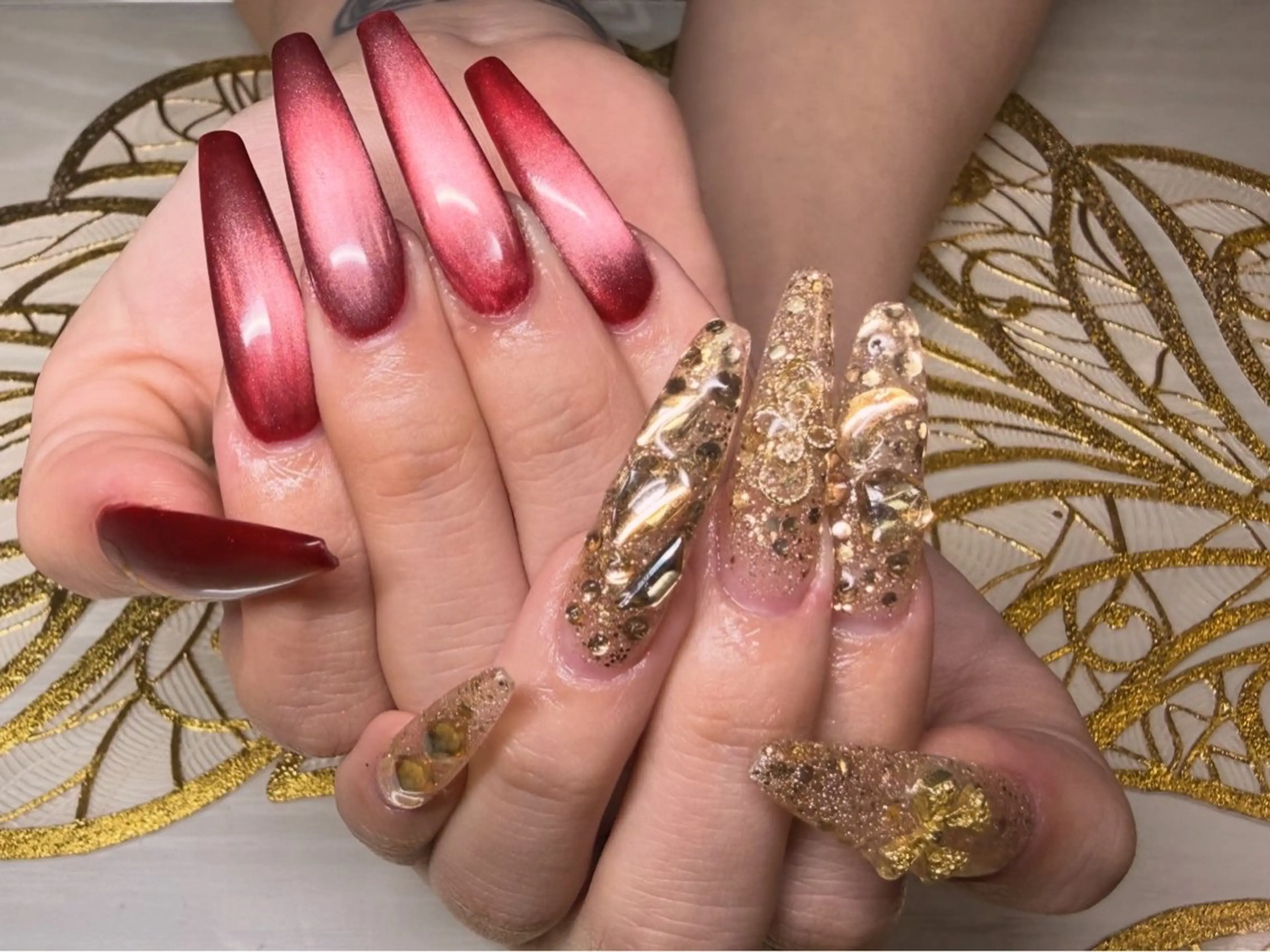 ネイル 成人式 ロングネイル マグネットネイル ワンカラーネイル 赤色 SA  ネイルサロン ｴｽｴｰﾈｲﾙｻﾛﾝのネイルデザイン