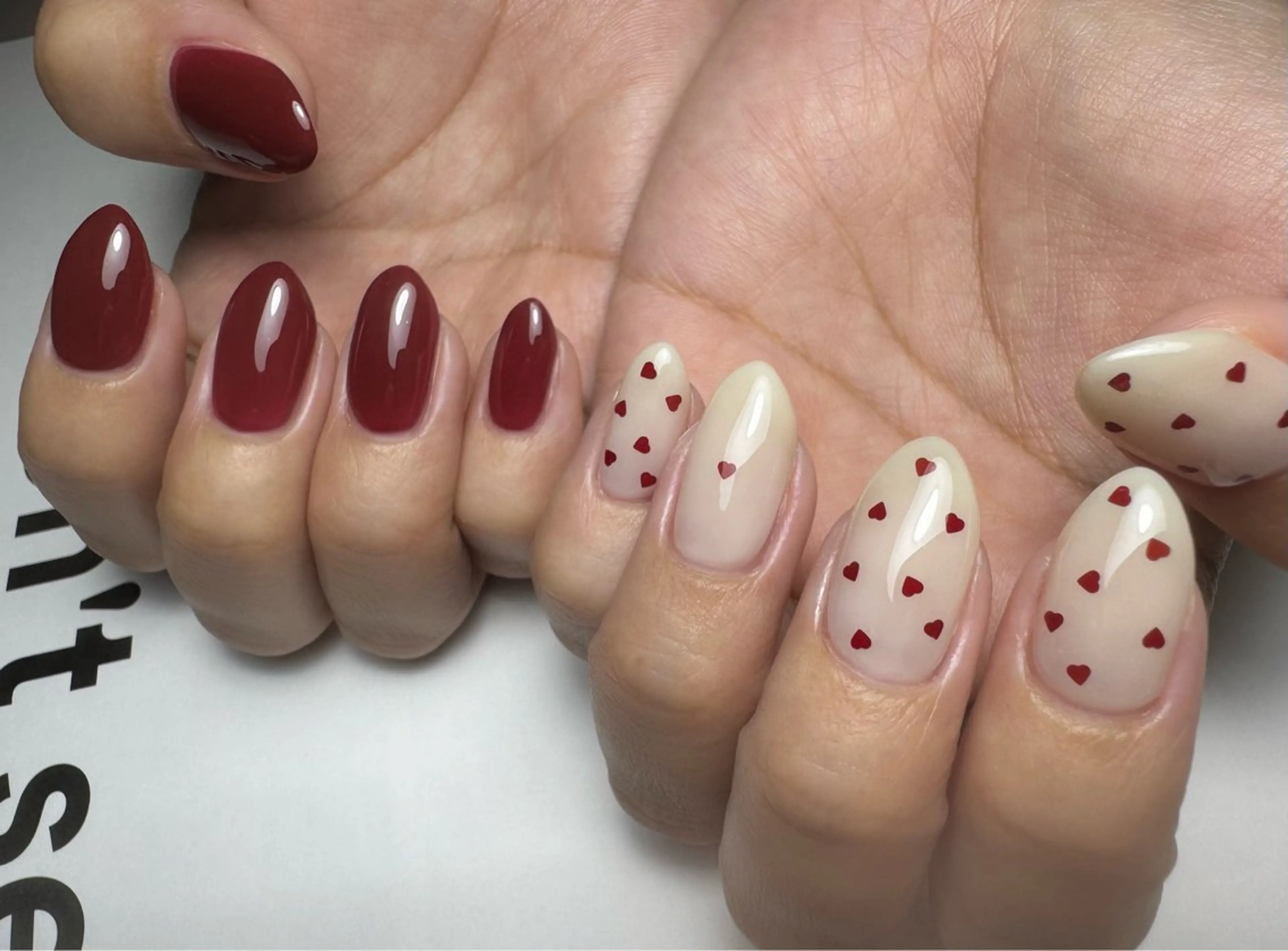 ネイル ボルドー ハート バレンタイン 冬ネイル 白日-hakubi nail-のネイルデザイン