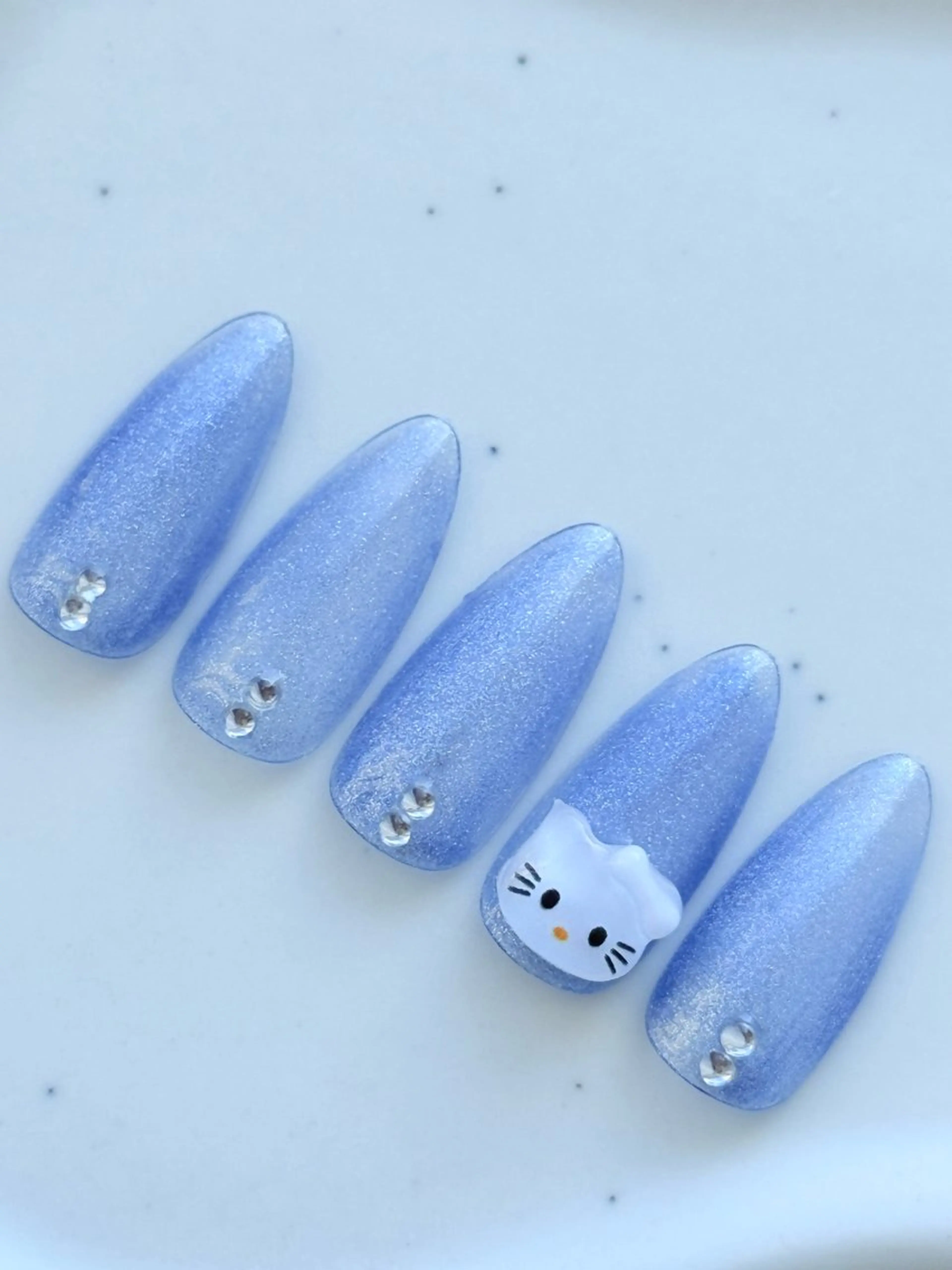 ネイル ホワイト 神戸三宮pretty プリティーのマツエク・マツパデザイン