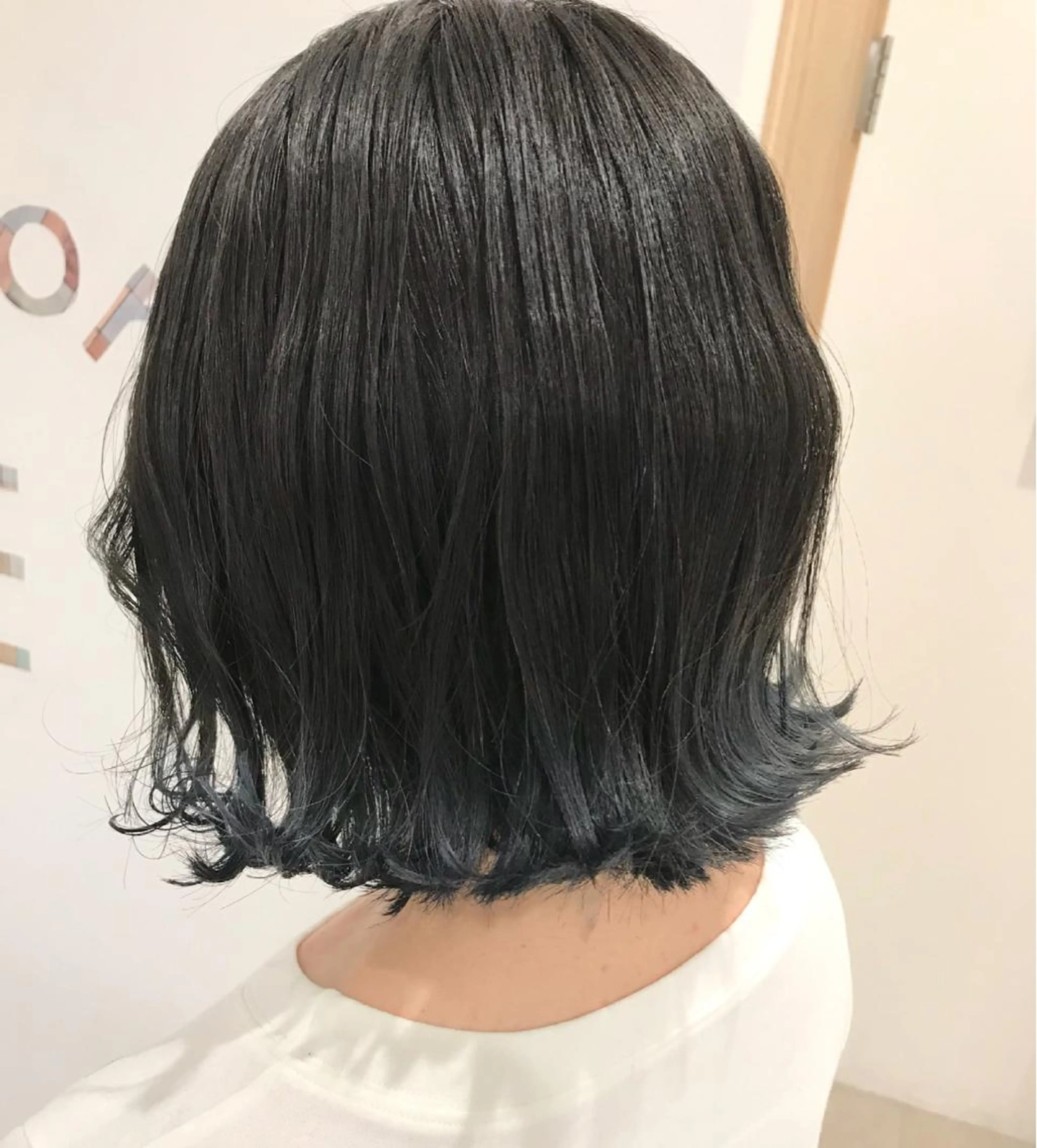 ショート カラー パーマ ヘアアレンジ ボブ 外ハネヘア APSEE メンズカラー特化のヘアスタイル