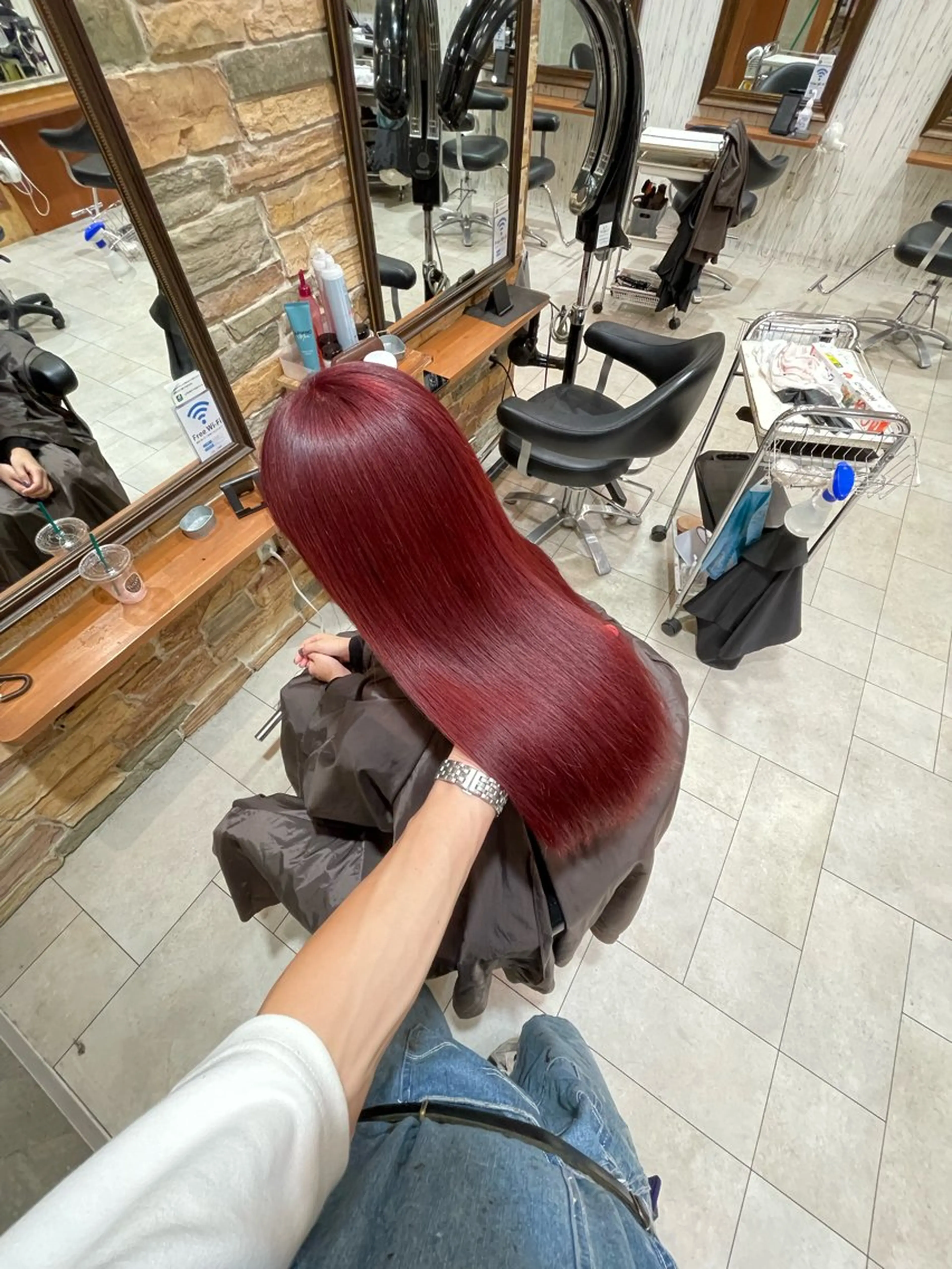 ロング カラー ヘアカラー 六反 仁哉のヘアスタイル