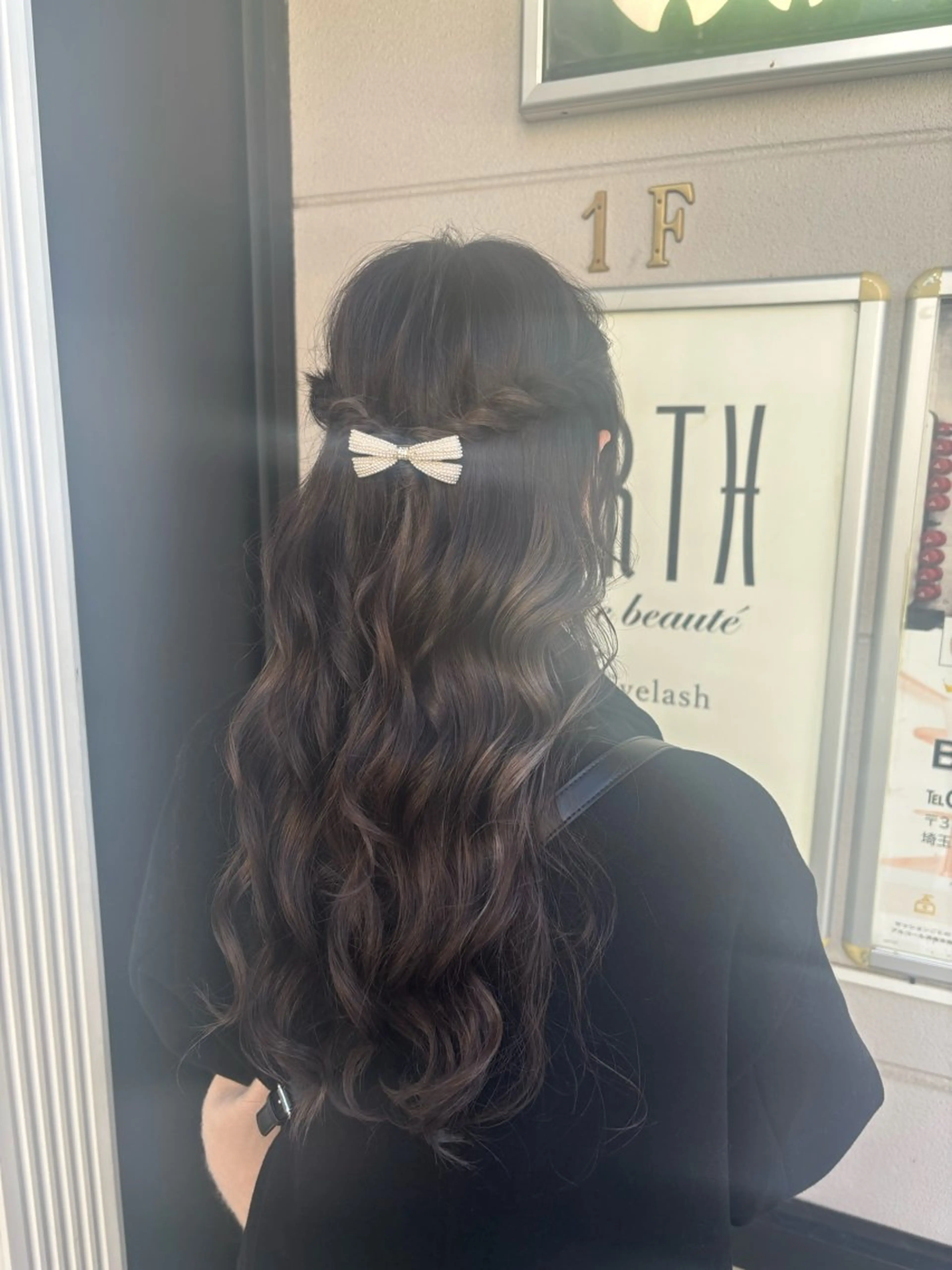 ロング ヘアアレンジ 🪄🫧エクステ／ 神田衣織のヘアスタイル