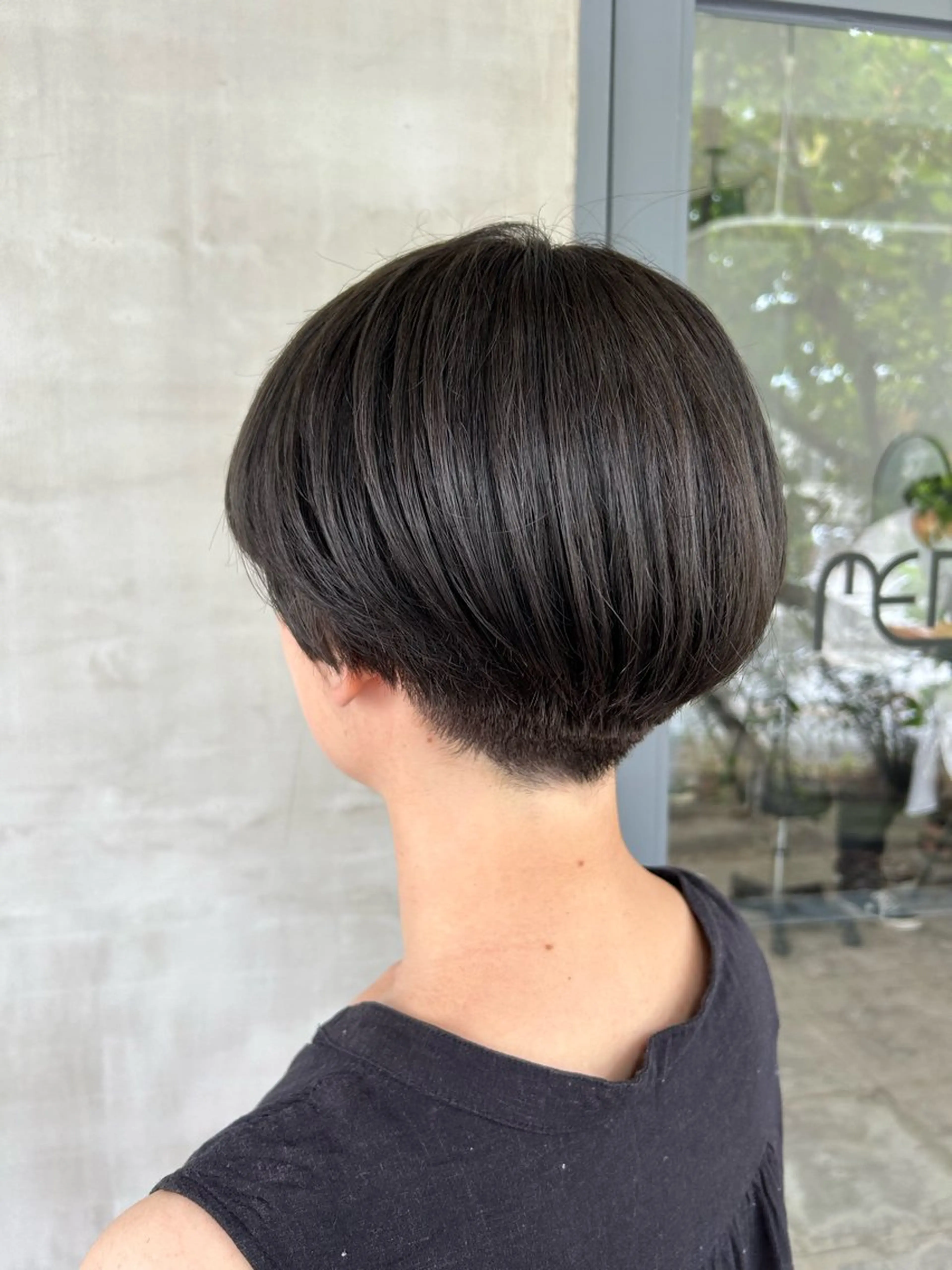 ショート 阪本 美紀のヘアスタイル