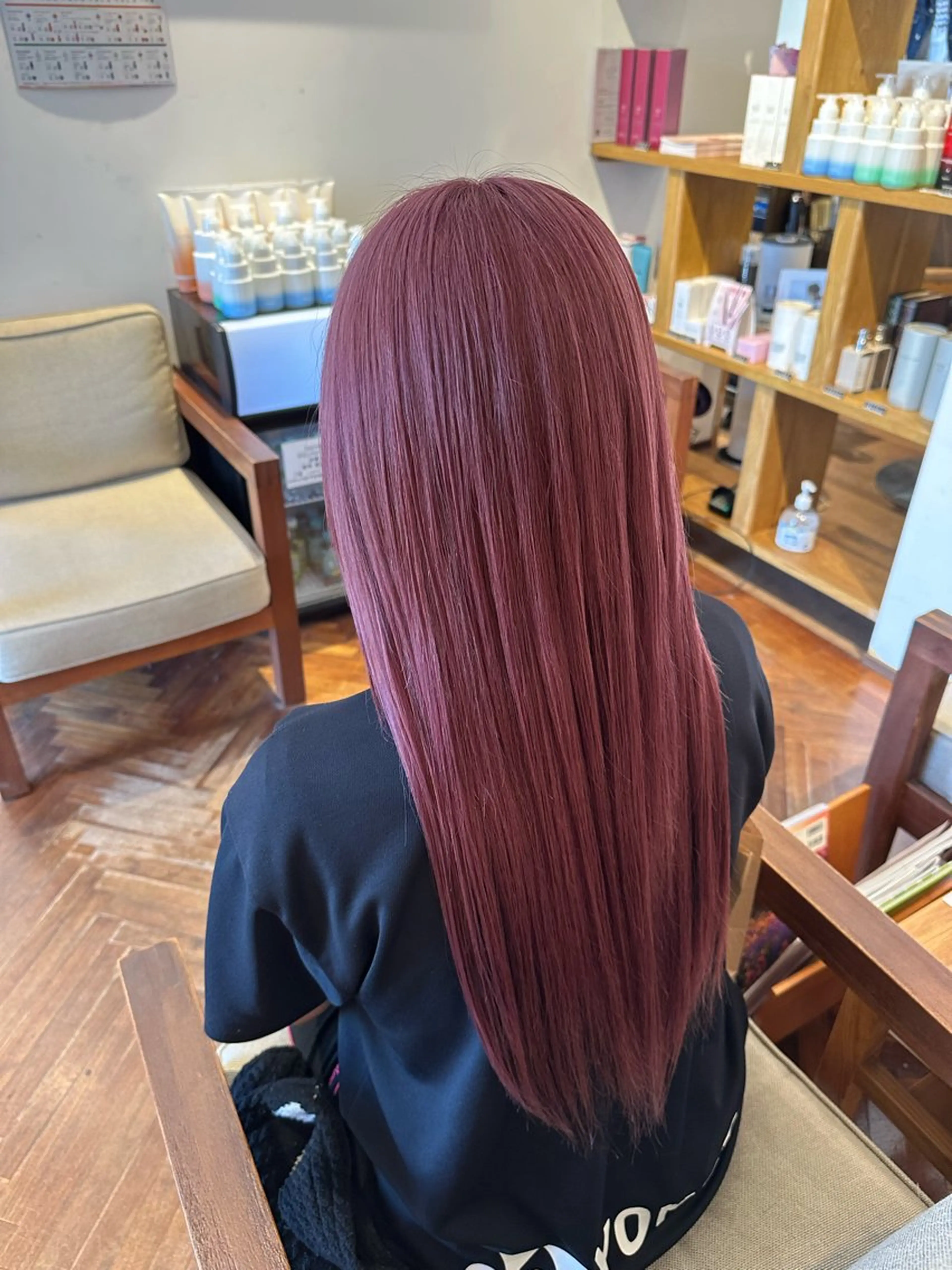 ロング カラー ブリーチ ピンクカラー ヘアカラー トリートメント 鈴木 優斗のヘアスタイル