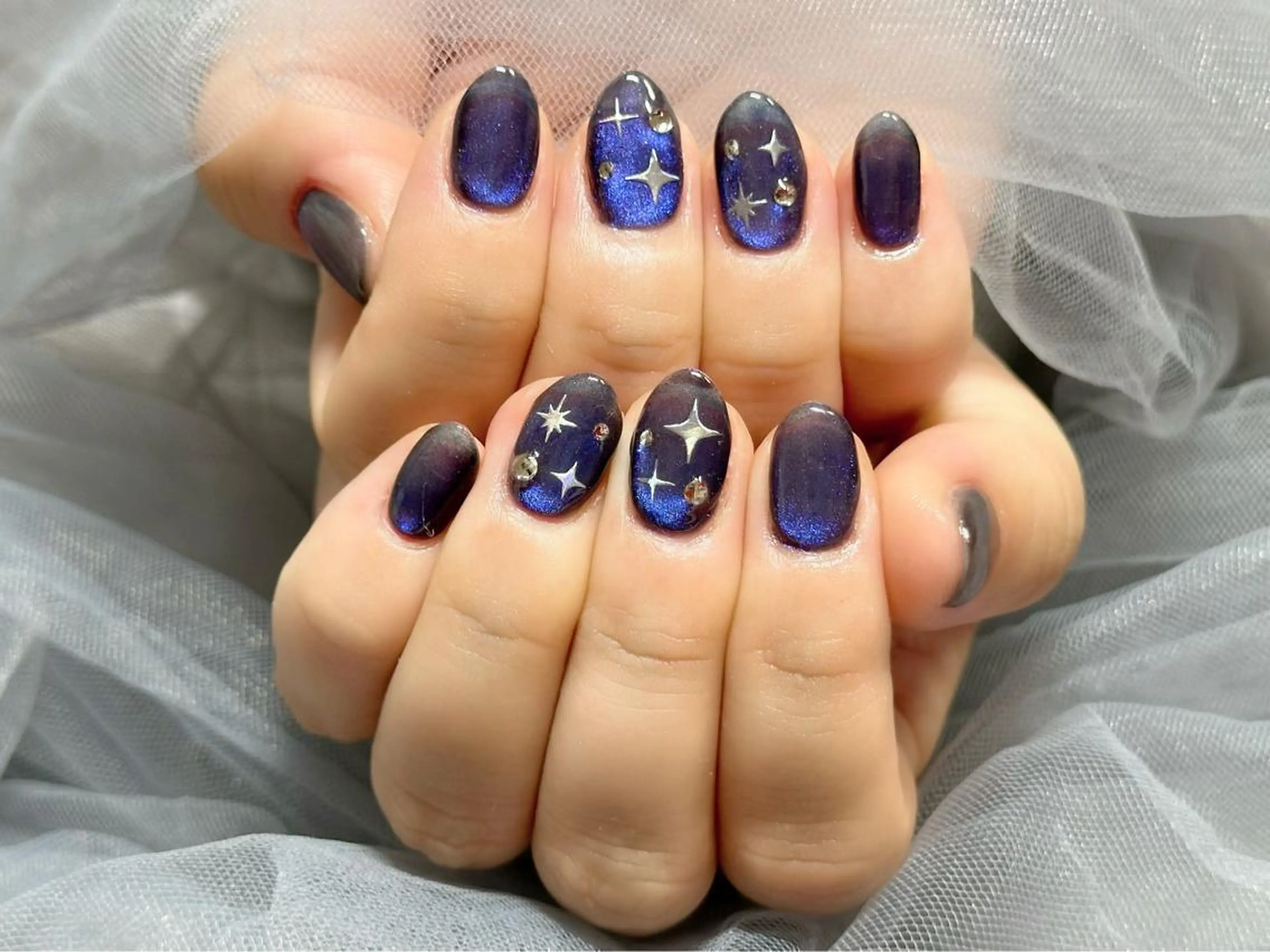 ネイル ブルー マグネットネイル ハンドネイル Nail Salon KURELLYのネイルデザイン