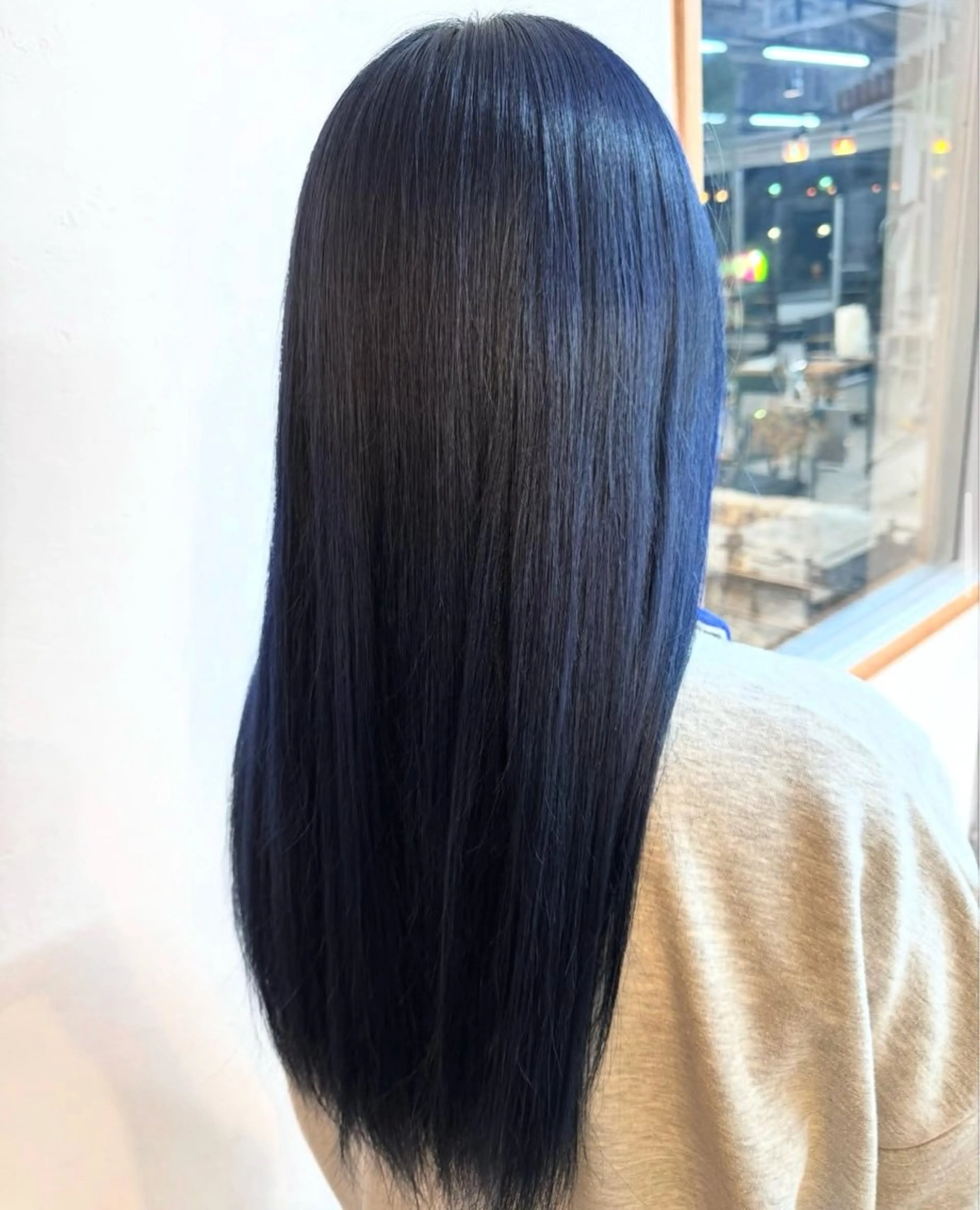 ロング カラー ブルーカラー ネイビーカラー GRANDEUR natsukiのヘアスタイル