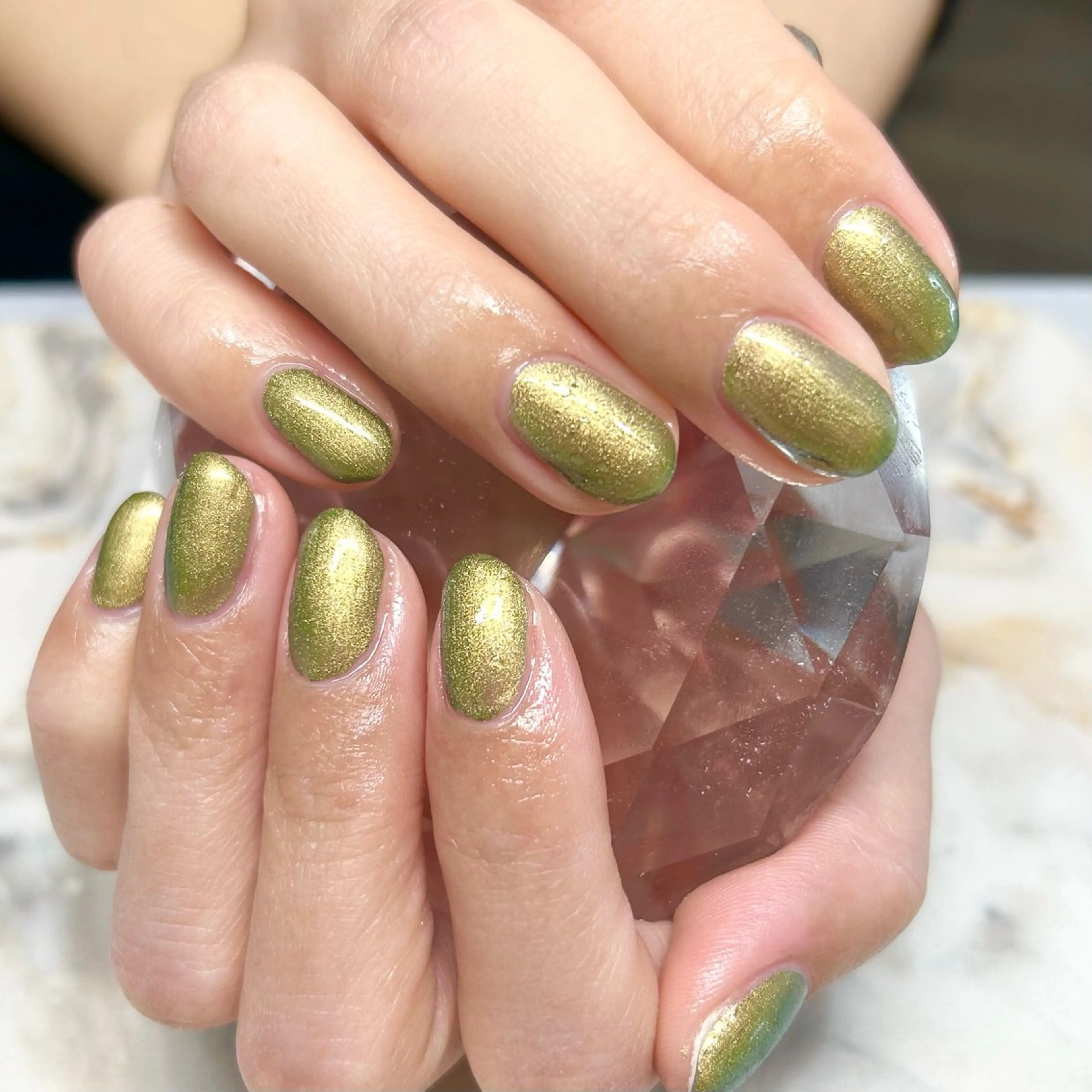 ネイル グリーン ワンカラーネイル ショートネイル シンプルネイル 冬ネイル Nail Stellaのネイルデザイン