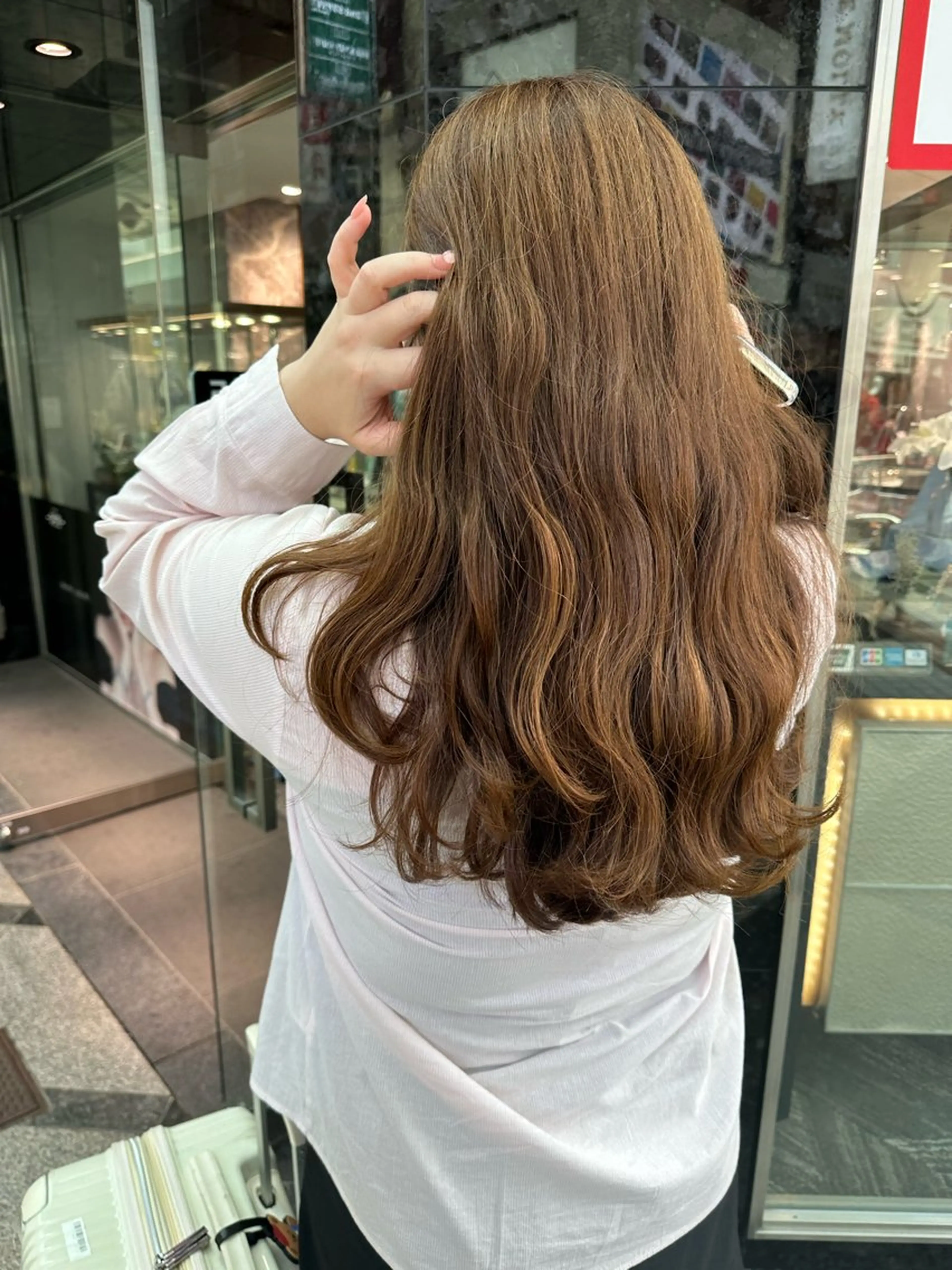 ロング カラー ブリーチ ブラウンカラー ハイライトカラー モカブラウン ナチュラルブラウン ヘアカラー GO TODAY SHAiRE SALON所属・天野 瑠真のヘアスタイル