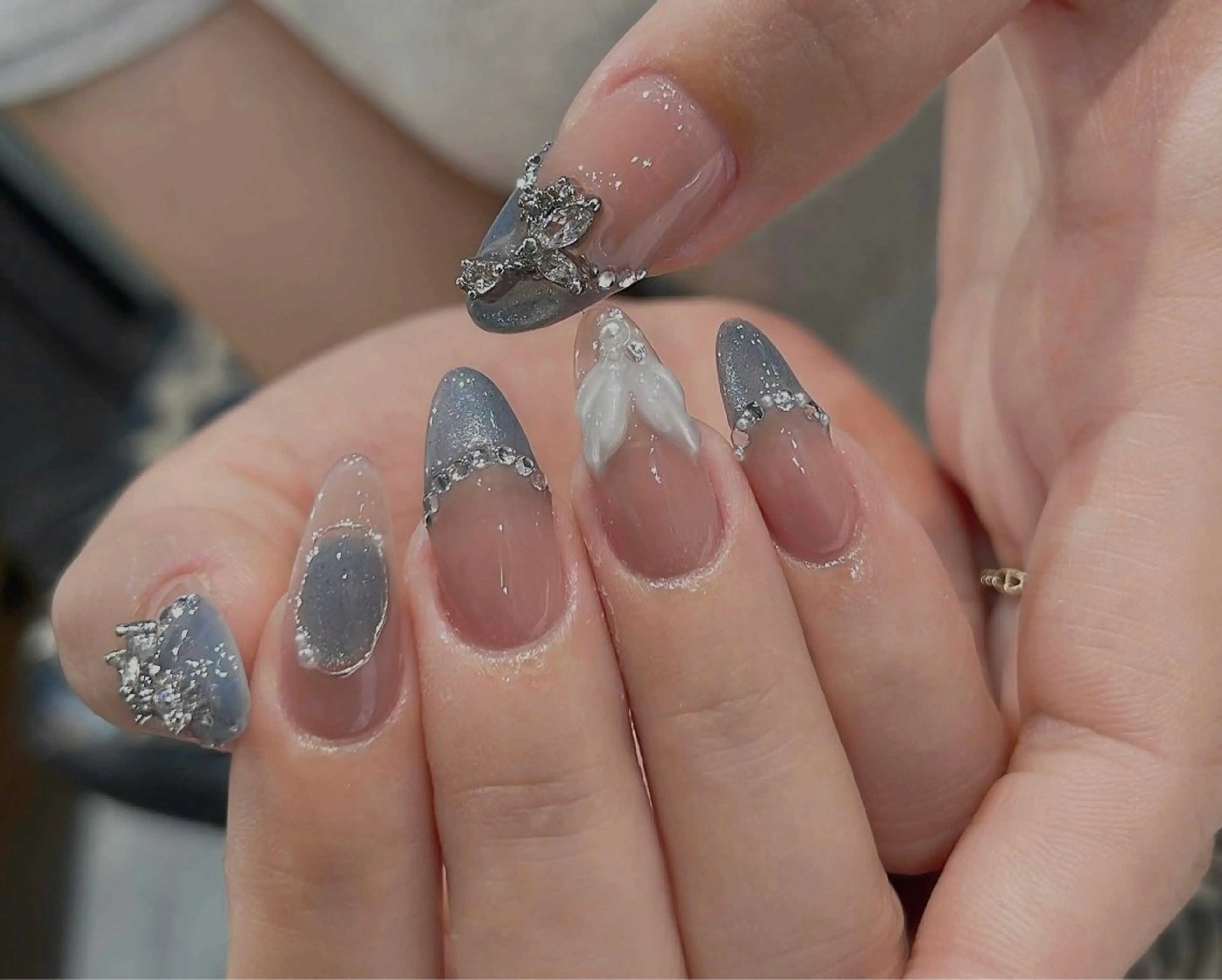 ネイル 長さ出し フレンチネイル ジェルネイル ガラスフレンチ 韓国ネイル Minette nailHuongのネイルデザイン