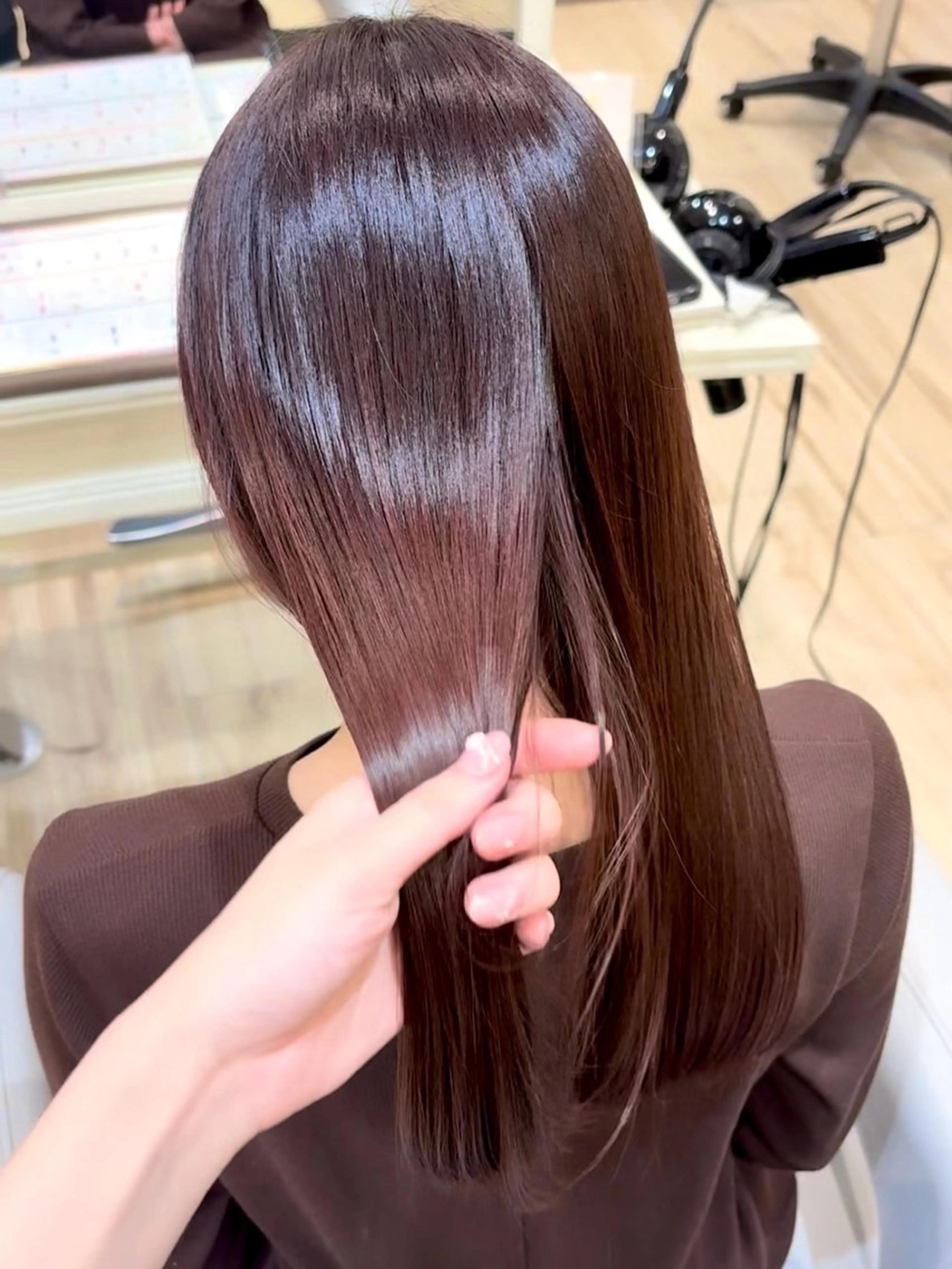 【ダメージを最小限に抑えながら🌙】カット+髪質改善カラー+Aujua高保湿トリートメント+marbb（マイクロバブル）の写真