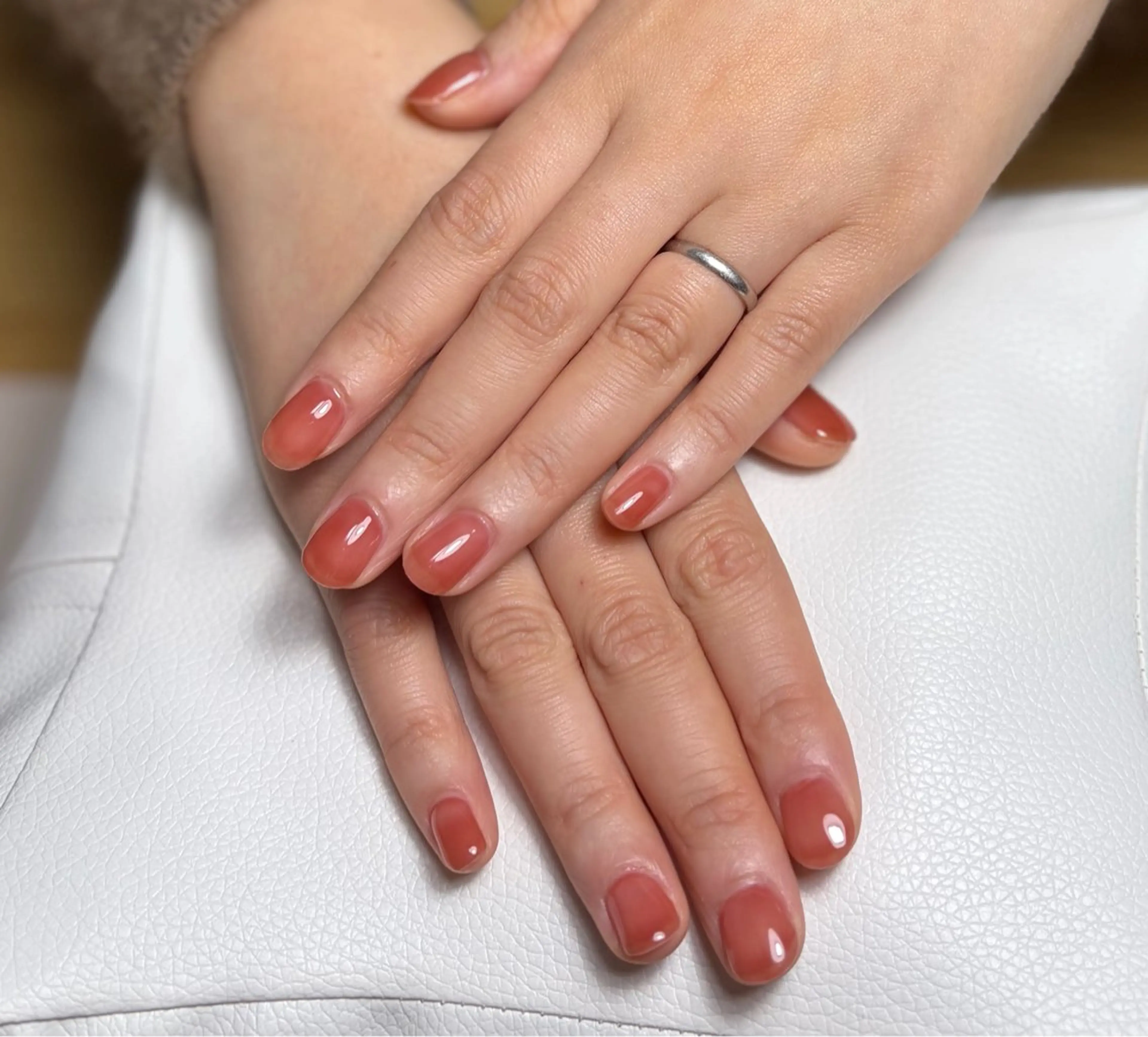 ハンドネイル　ワンカラー(オフなし)の写真