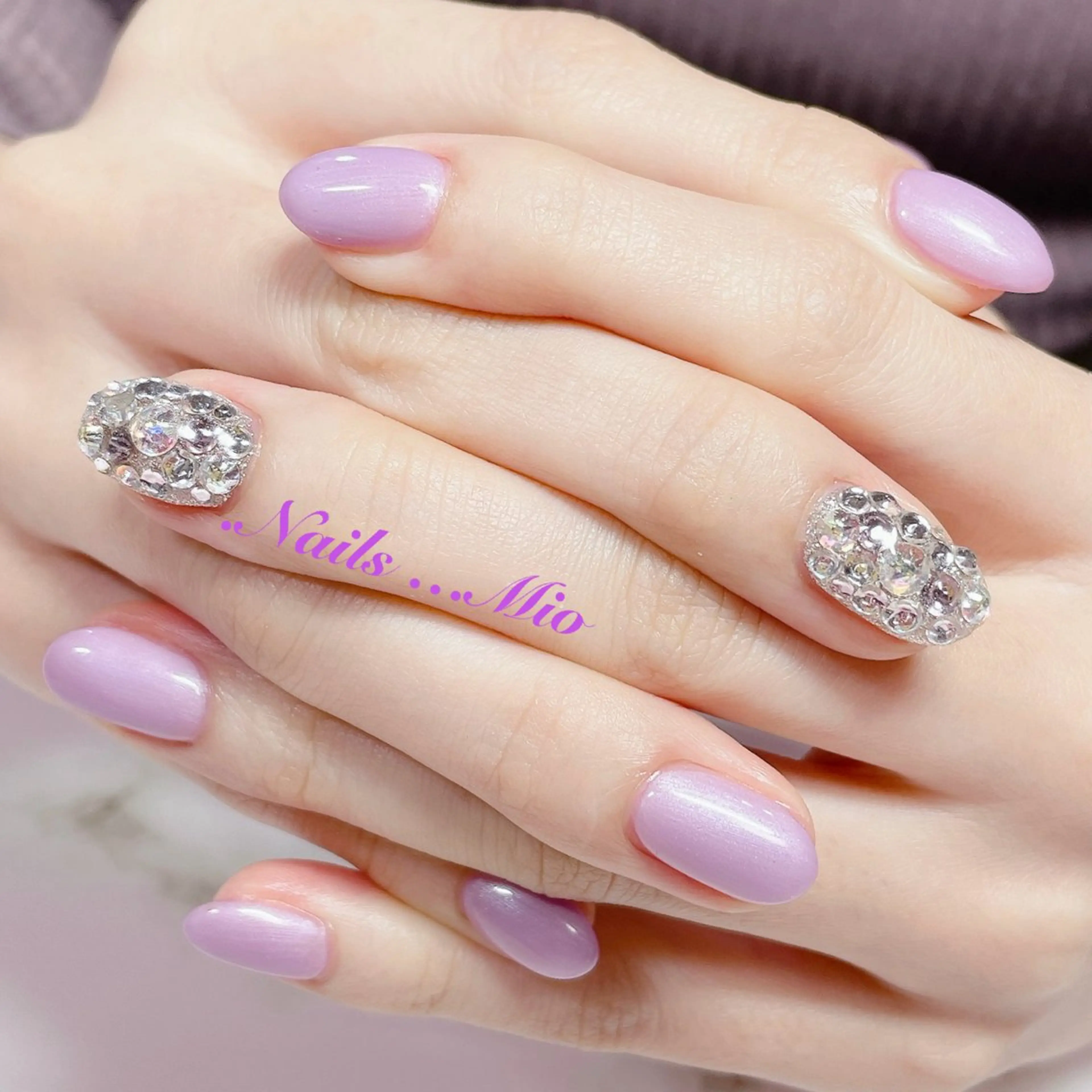 ネイル アートネイル ストーンネイル .Nails Mio 赤羽西ネイルサロンのネイルデザイン