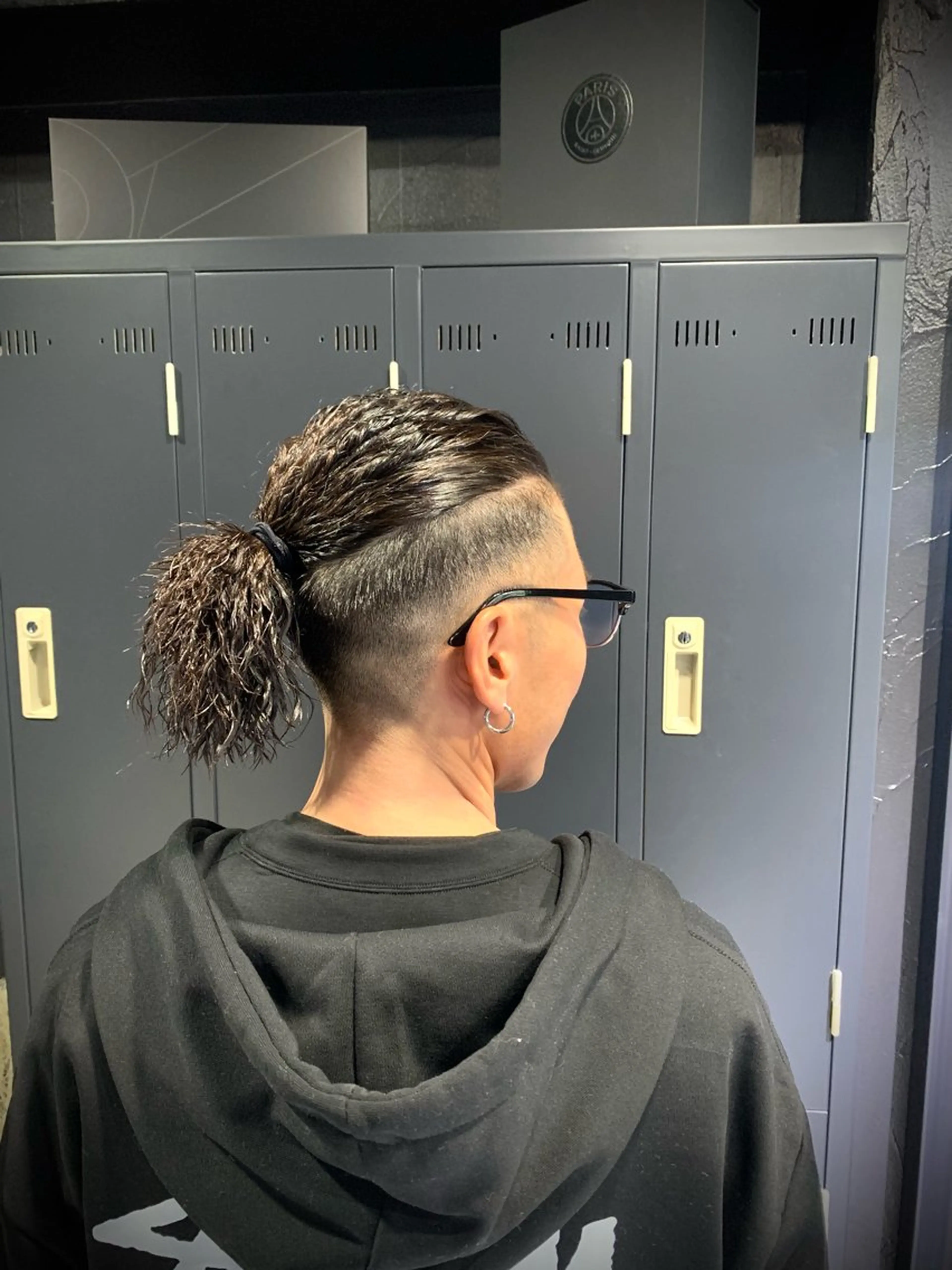 ミディアム メンズ マンバンヘア カット パーマ トリートメント ヘアセット メンズパーマ/難波/ 心斎橋　室園亮佑のヘアスタイル