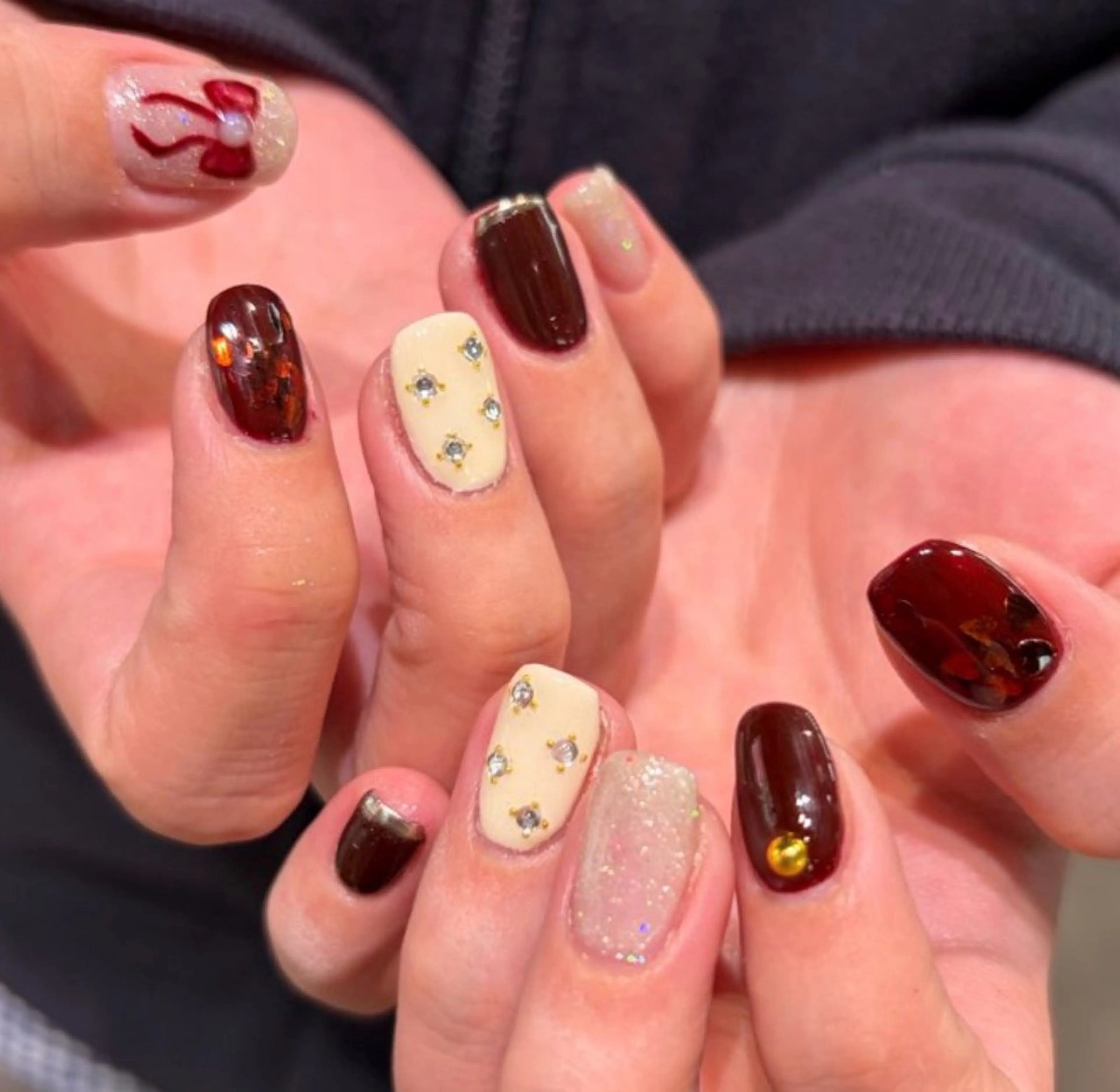 ネイル ハンドネイル 透明感カラー🫧🎀 まりなのヘアスタイル