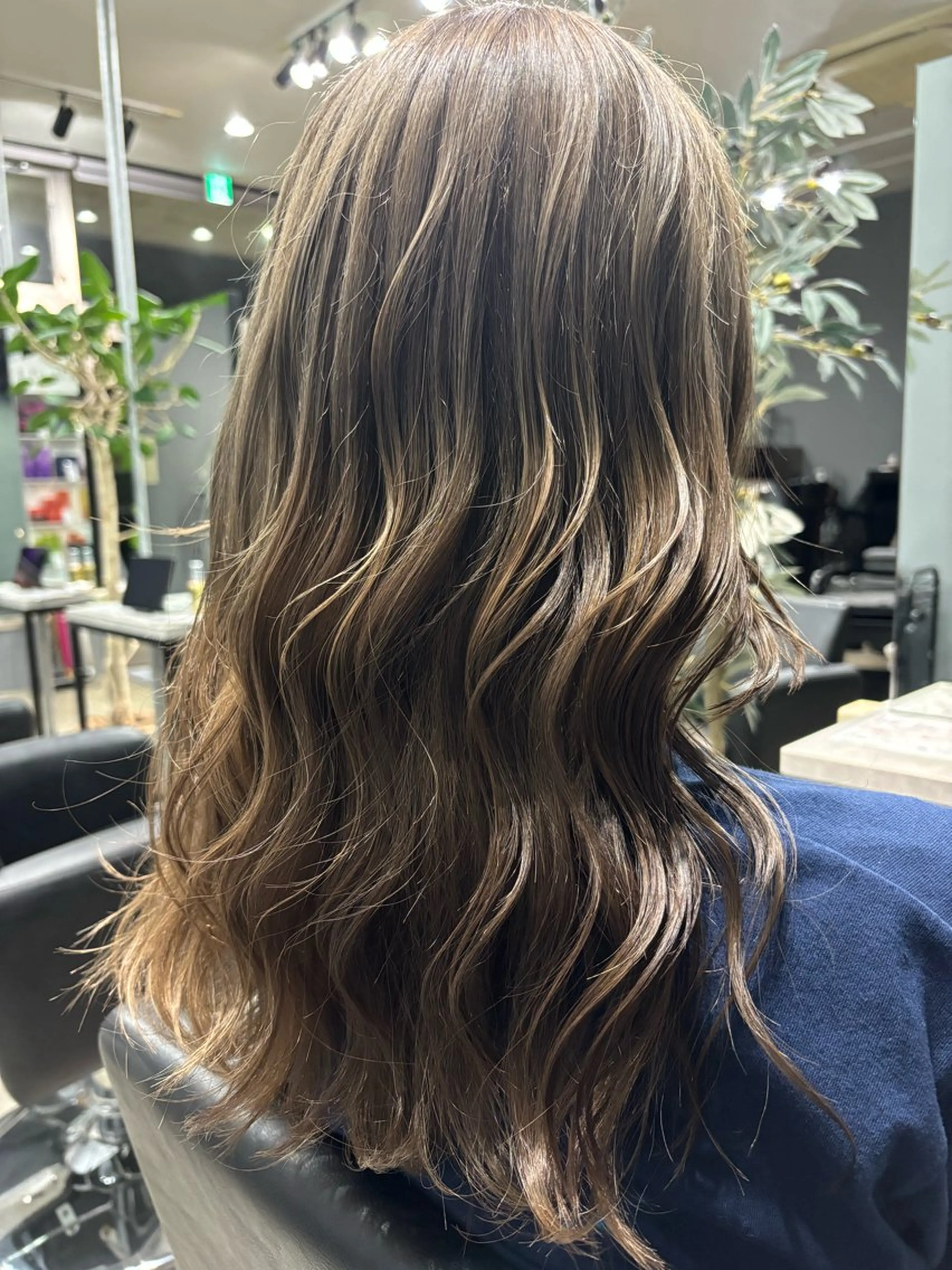 セミロング カラー グレージュ 🌙GLITTER 🌙菱沼孝将🌙のヘアスタイル