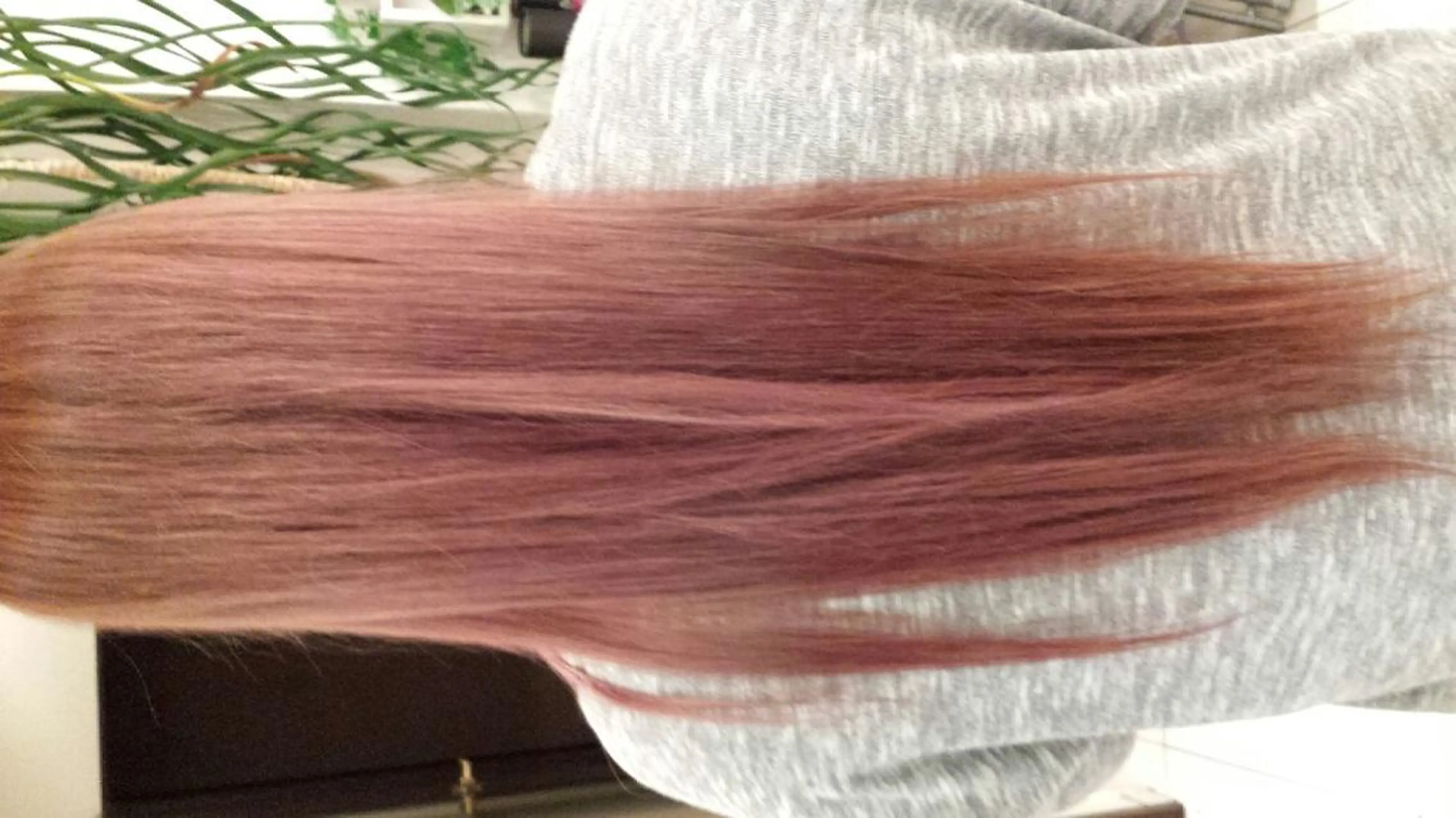 カラー グラデーションカラー ピンクカラー 大久保 隆蔵のヘアスタイル