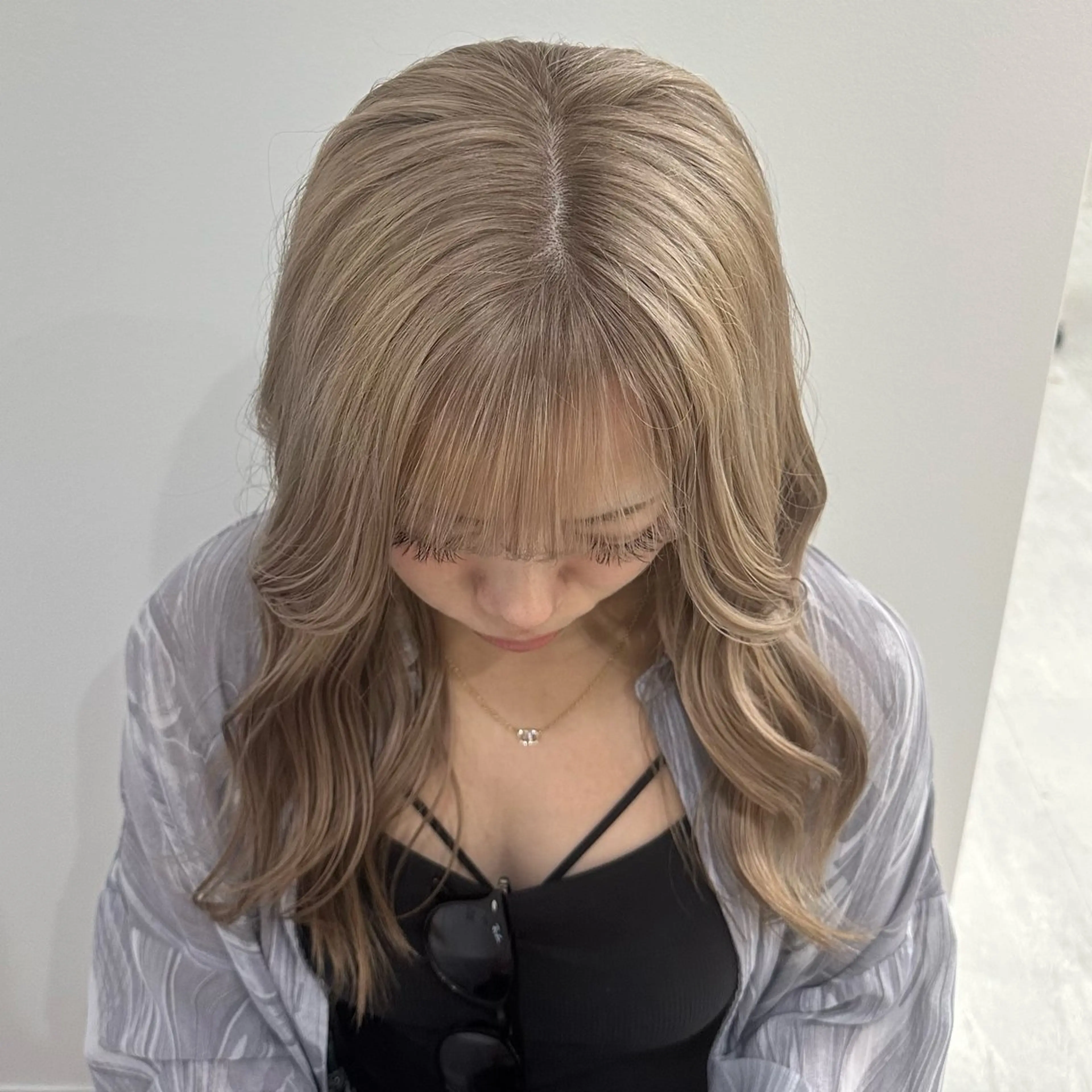 セミロング REAL 心斎橋所属・ブリーチ/ベージュ /natsumiのヘアスタイル