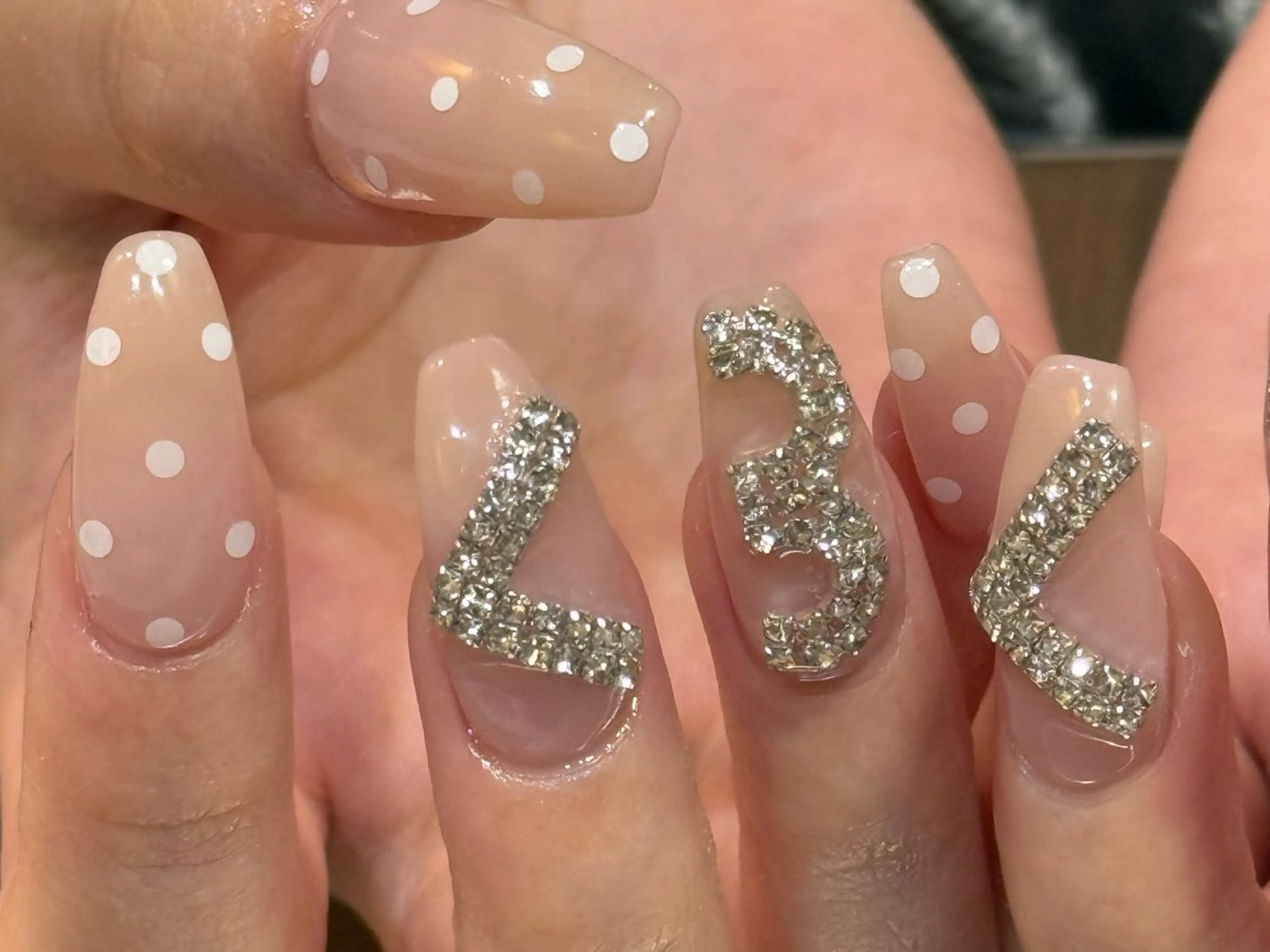 ネイル ハンドネイル nailstudio MØD.のネイルデザイン