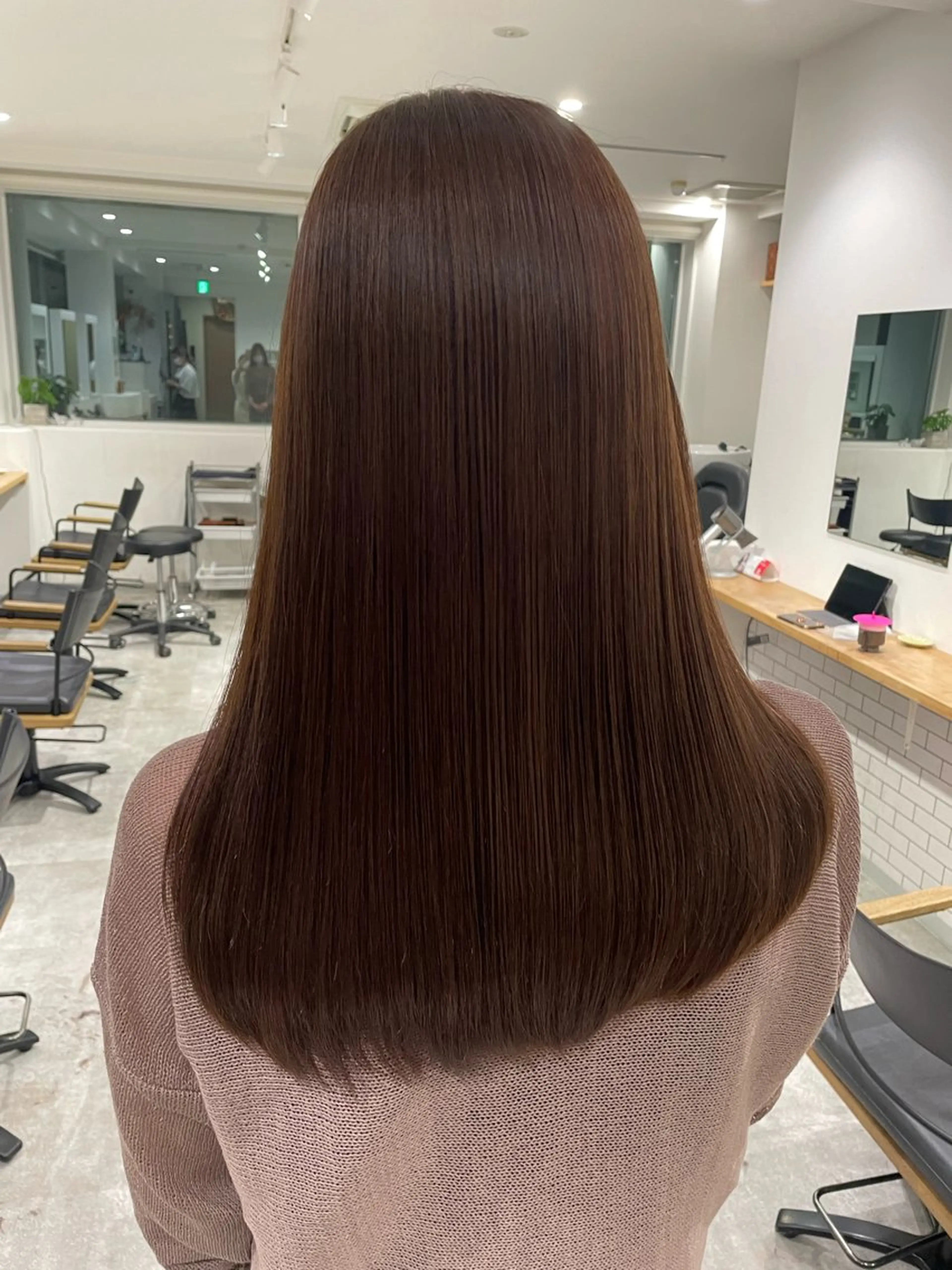 ロング カラー ヘアカラー トリートメント ブリーチ/ベージュ /レイヤー/ひよりのヘアスタイル