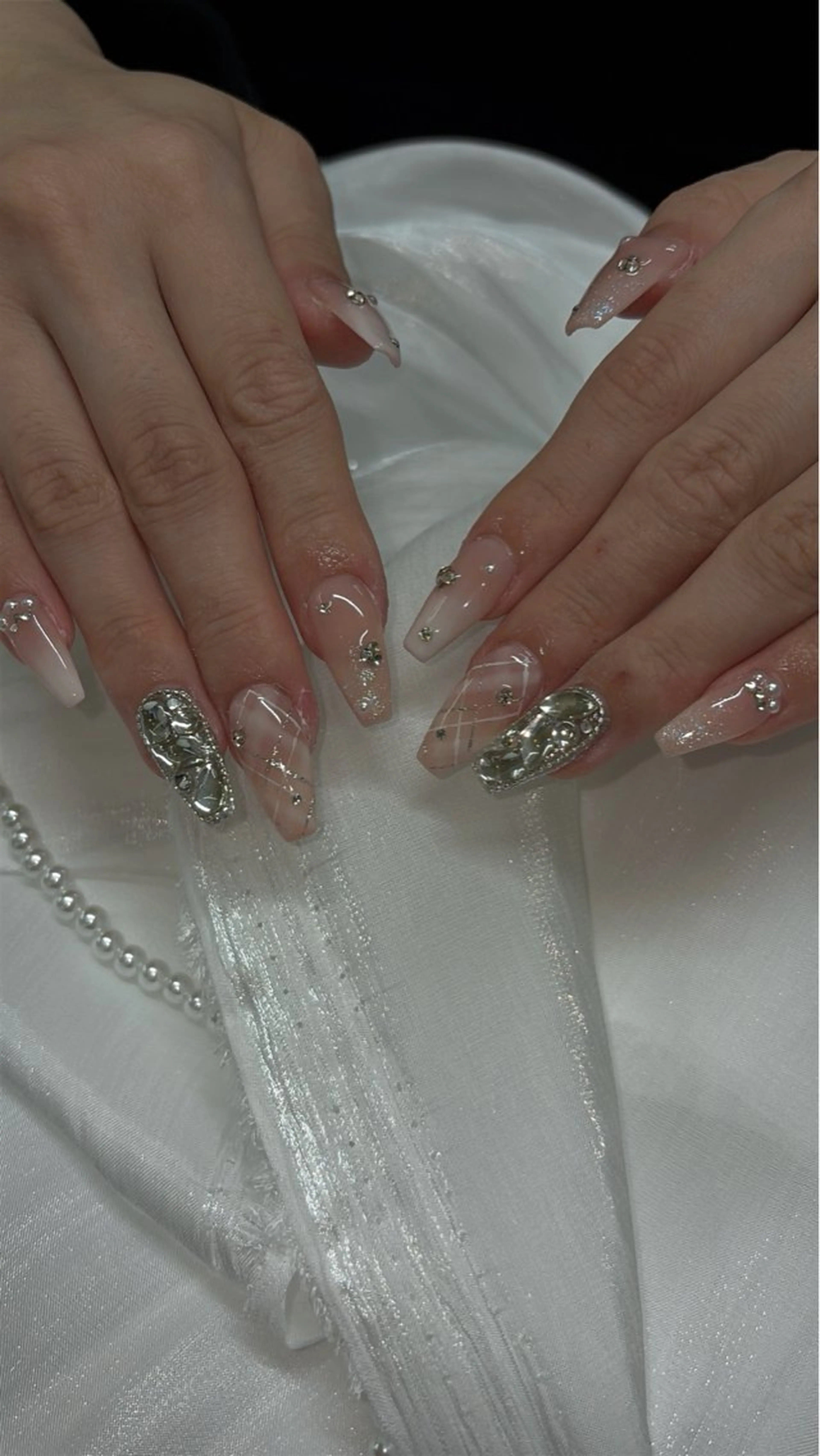 ネイル ハンドネイル SHION  のネイルデザイン