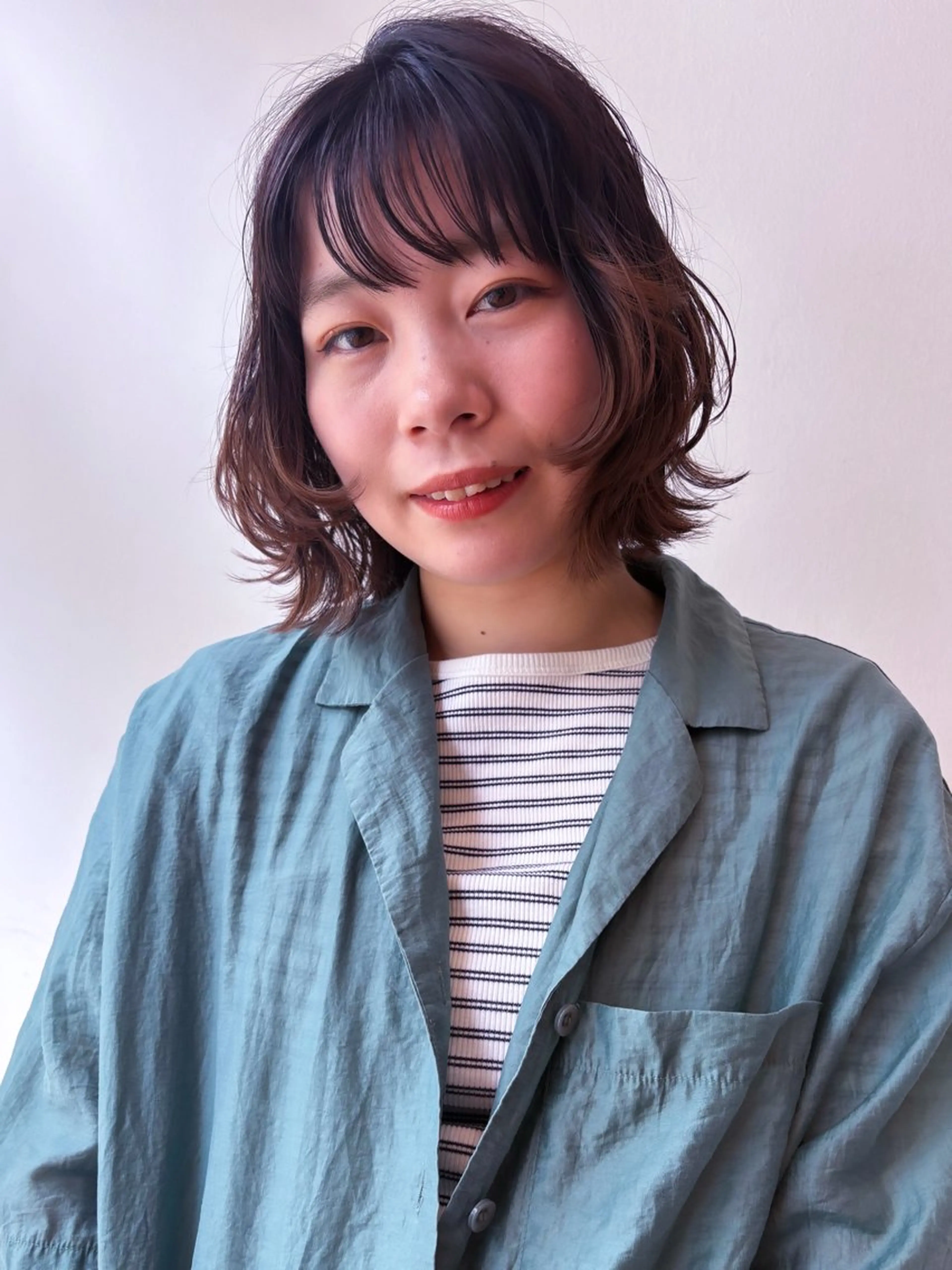 ショート ボブレイヤー ボブ レイヤーカット 淀 小南津のヘアスタイル