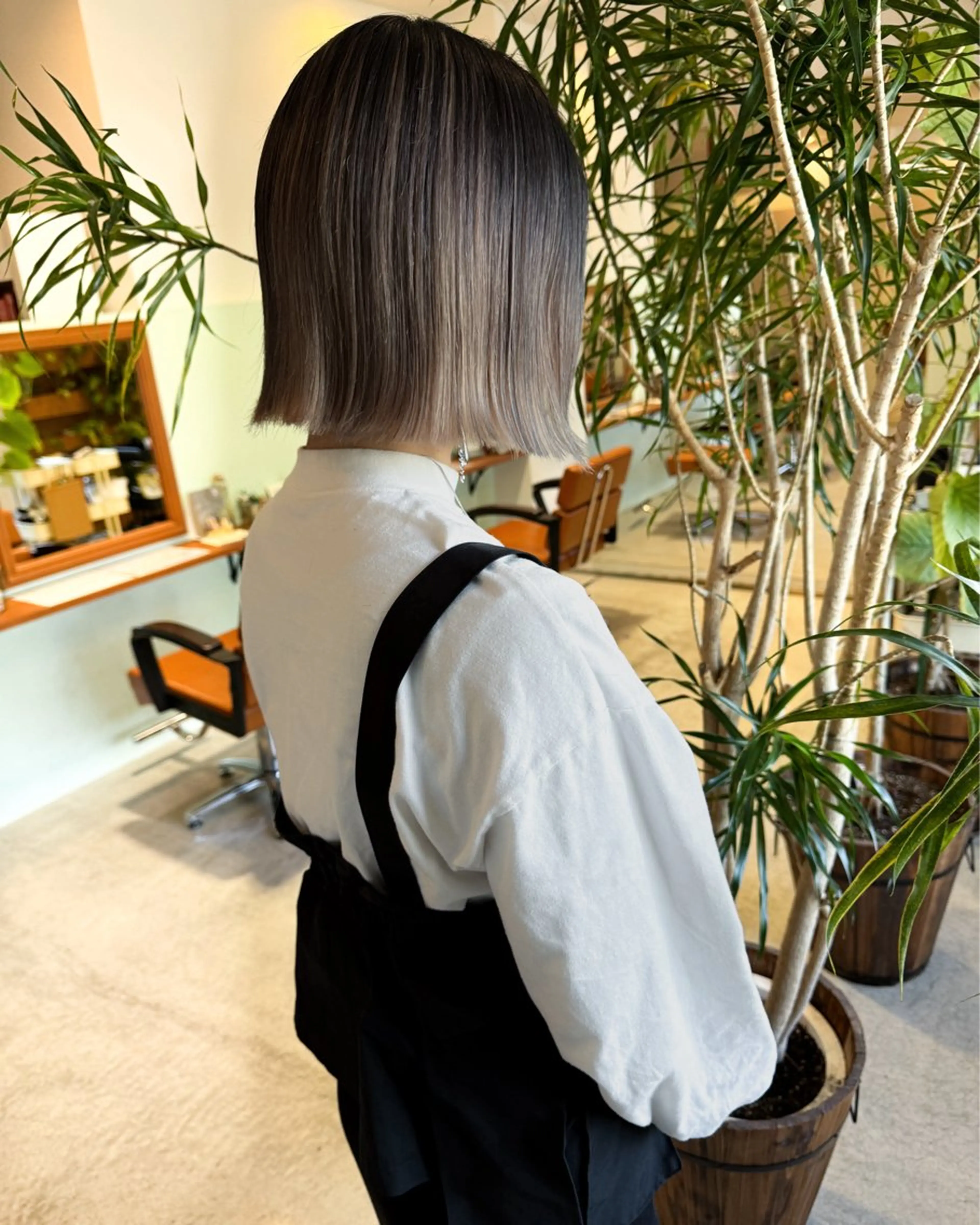 ショート ボブ 外ハネヘア 中島 絢太のヘアスタイル