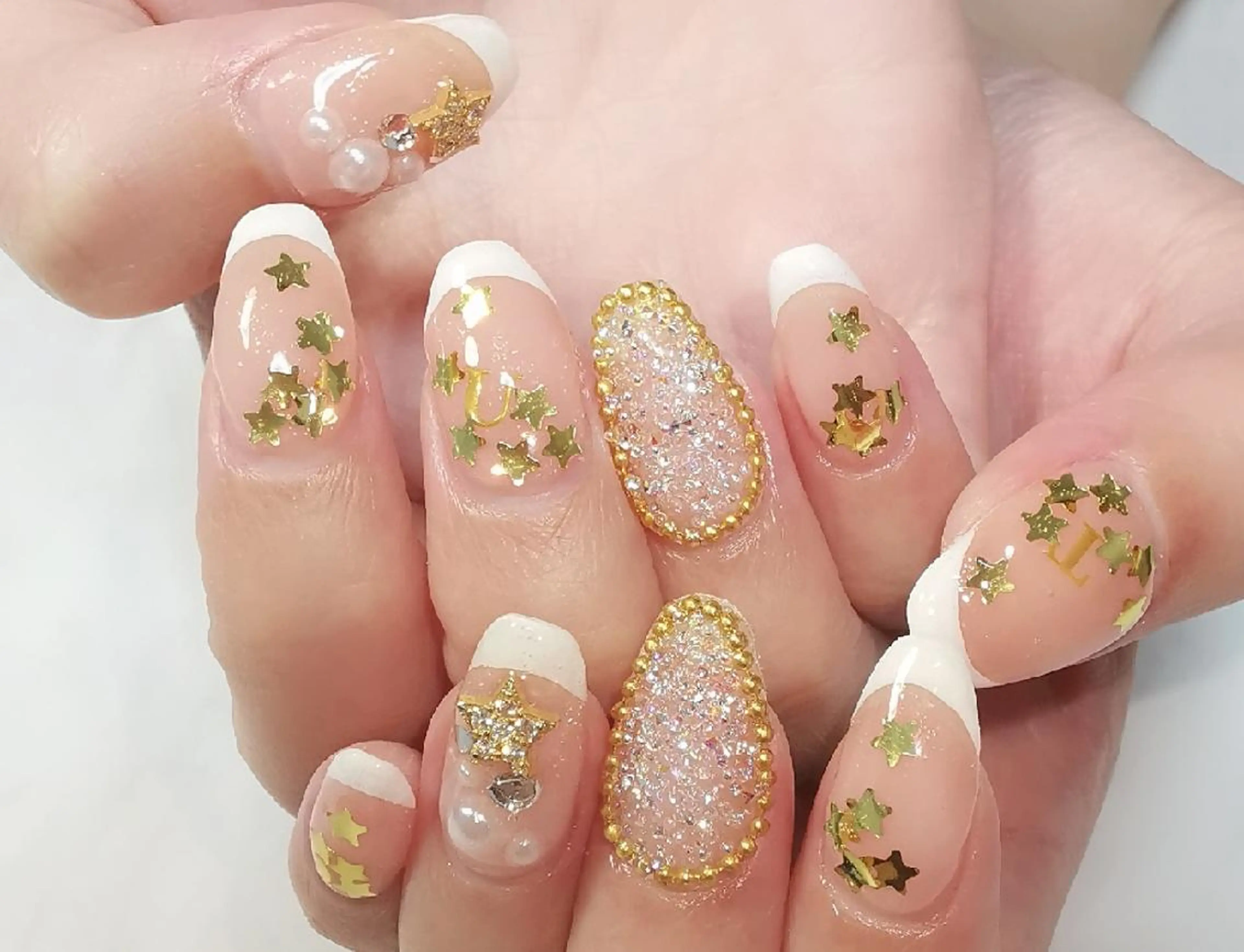 ネイル フレンチネイル ハンドネイル reve あやののネイルデザイン