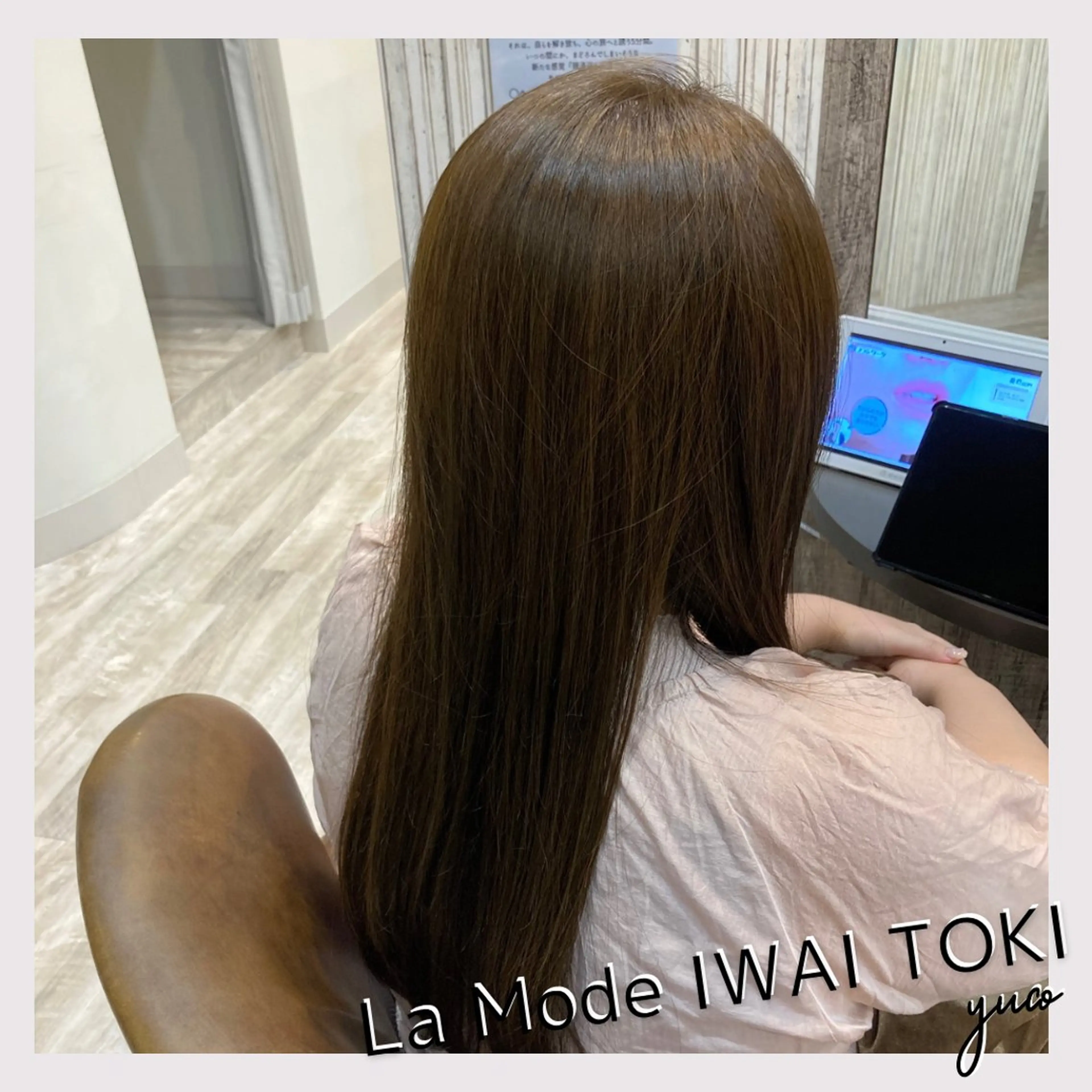 カラー 加藤 優子のヘアスタイル