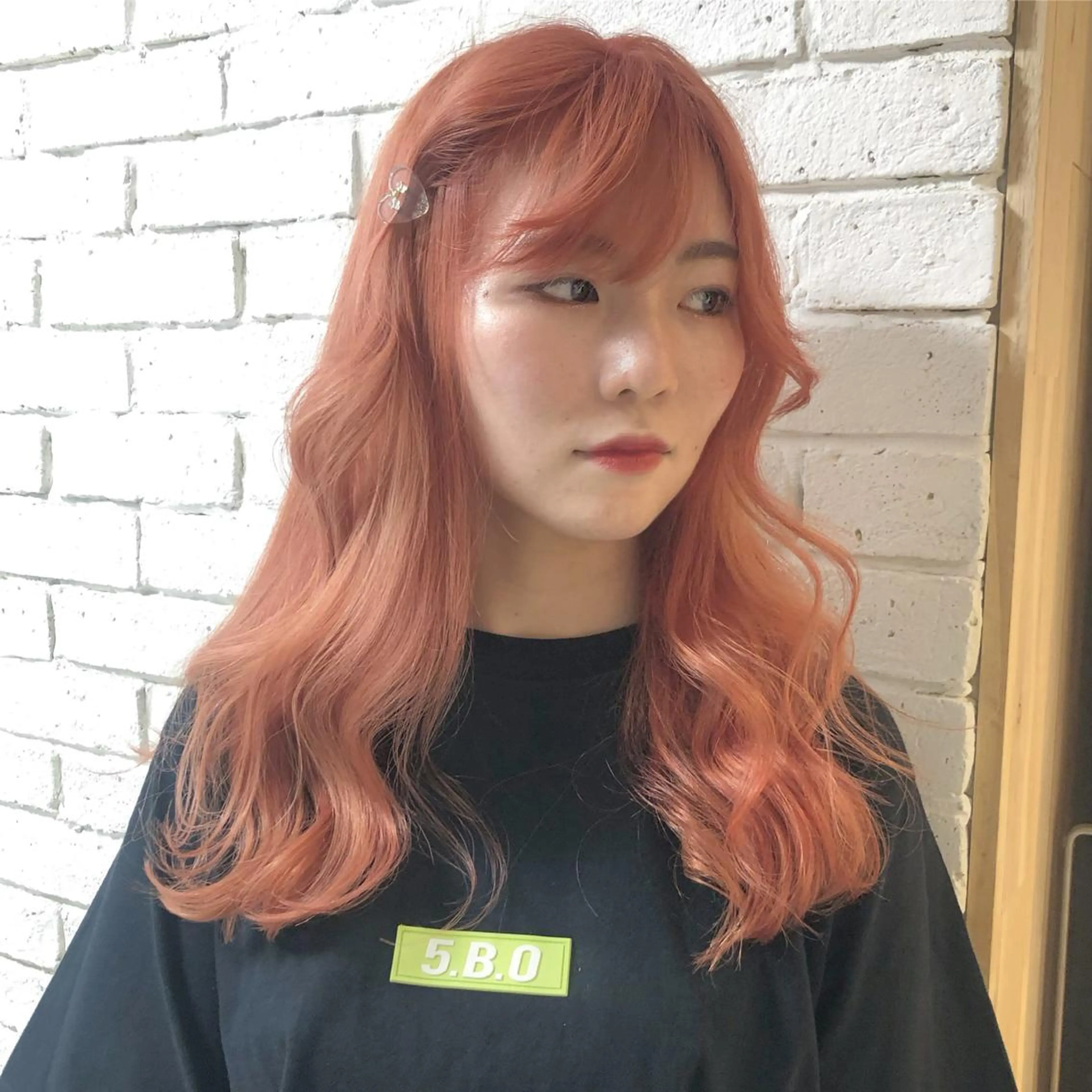 ロング カラー オレンジ ピンクカラー ORIKA 美容室のヘアスタイル