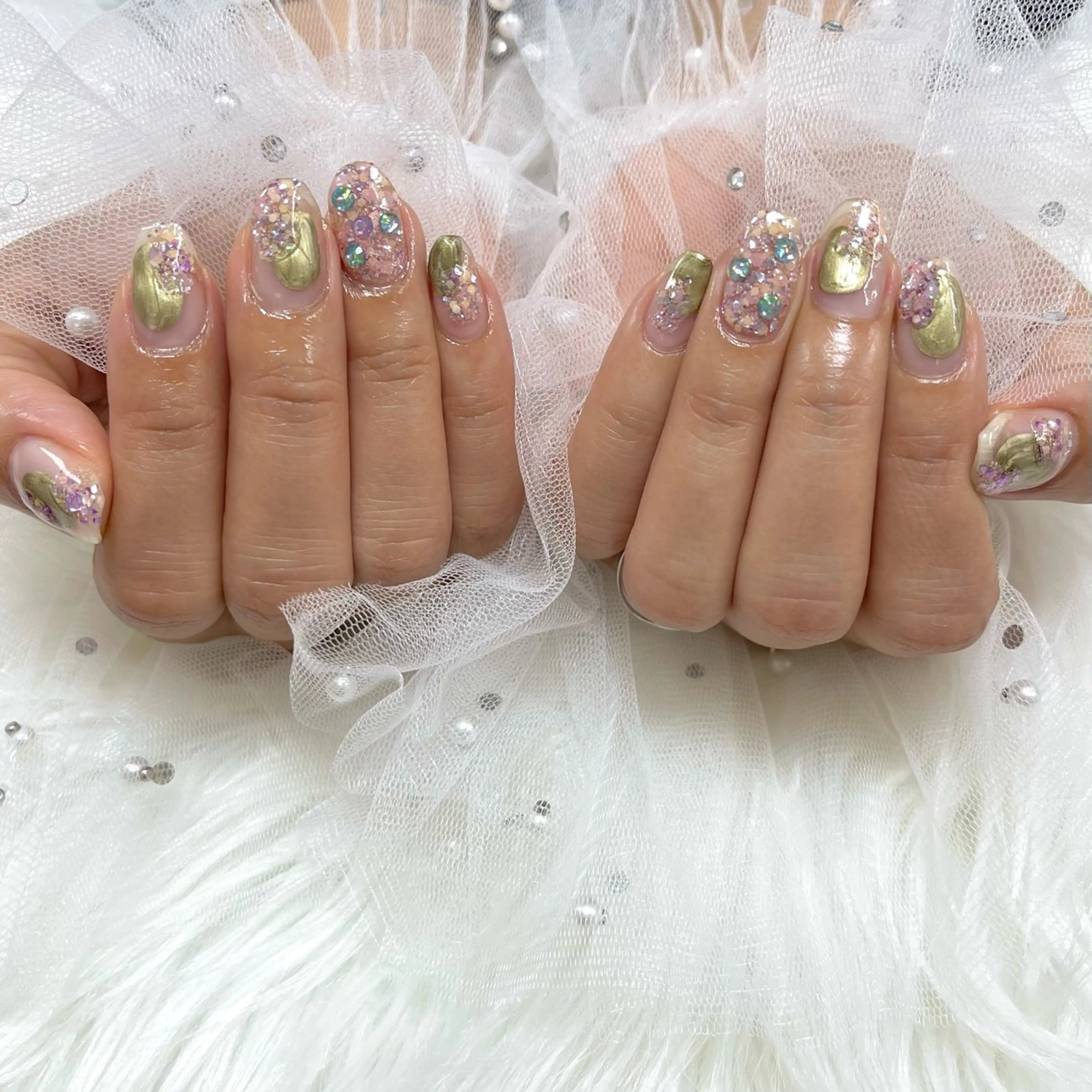 ネイル ストーンネイル ハンドネイル SHINE nail salonのネイルデザイン