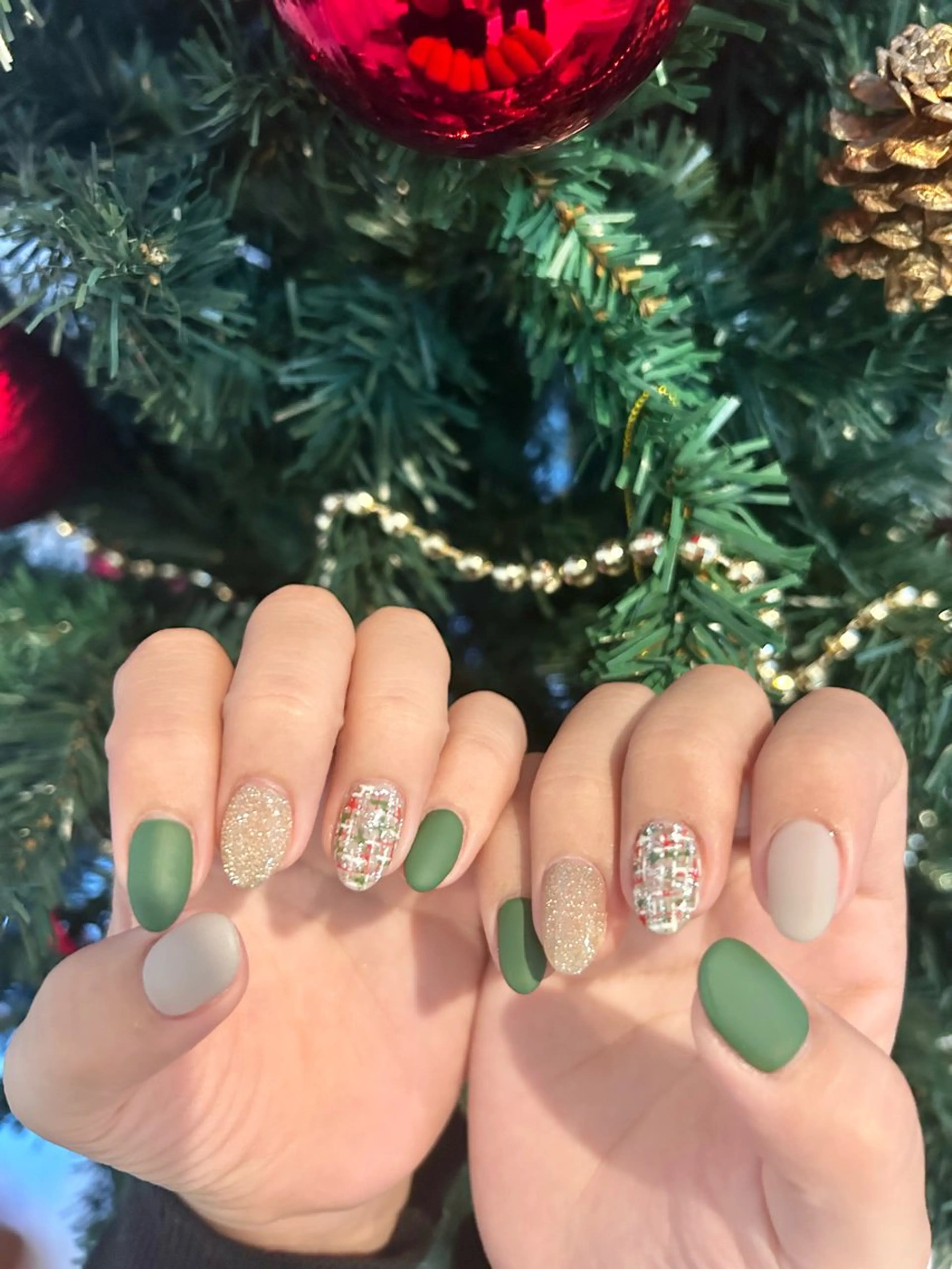 ネイル ツイードネイル 冬ネイル クリスマス ハンドネイル TESORO nailのネイルデザイン