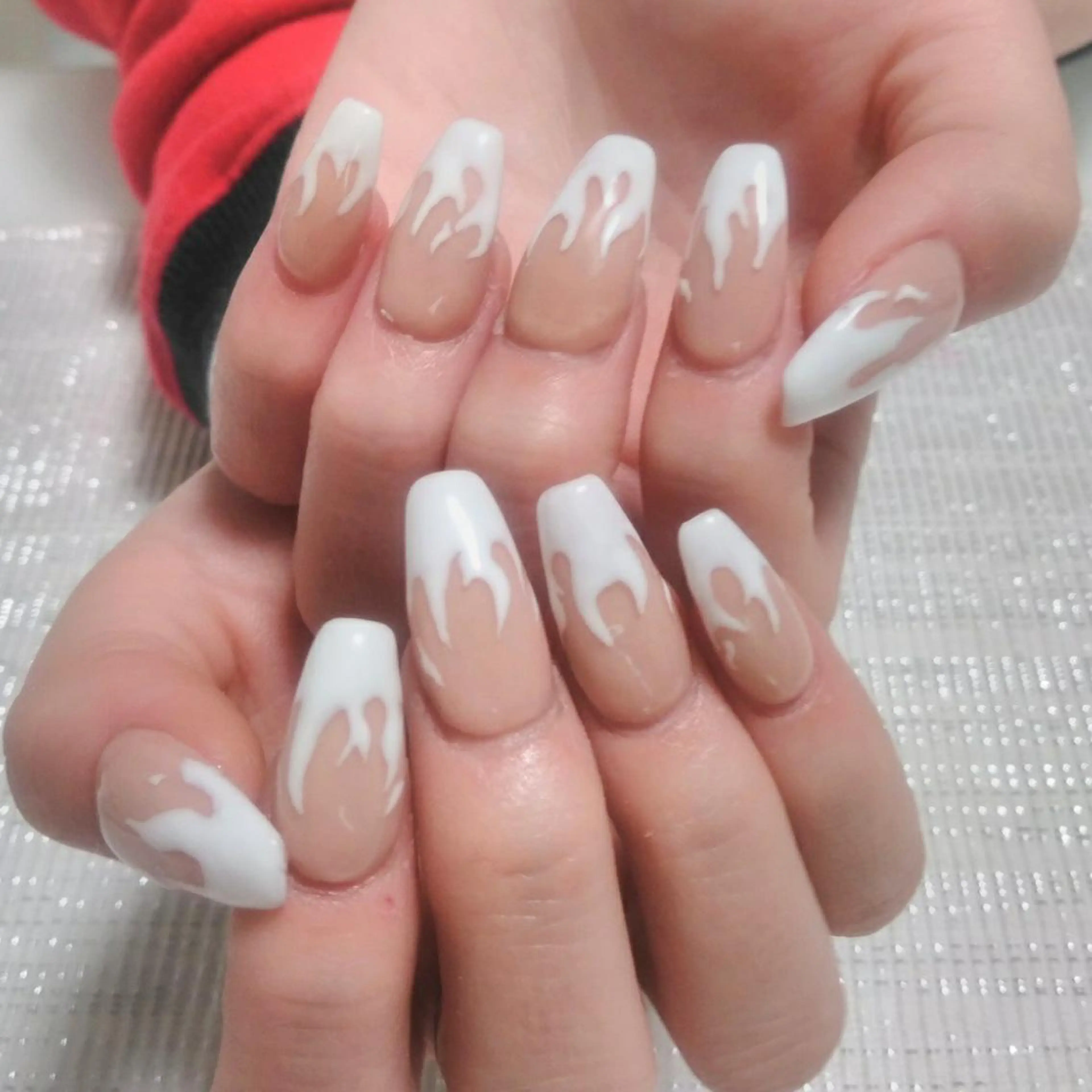 ネイル エステとネイル ローズコンフォートのネイルデザイン