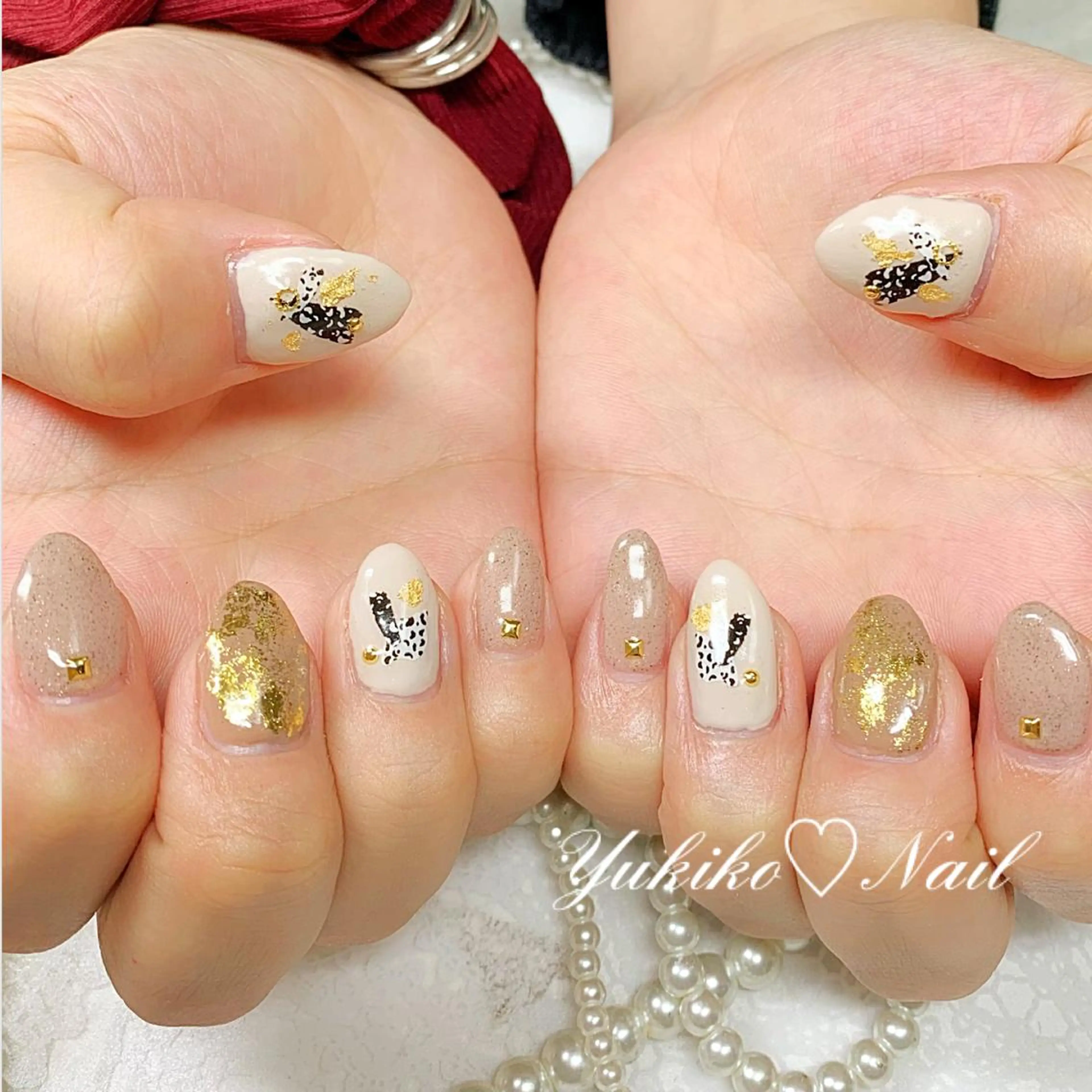 ネイル キラキラネイル ニュアンスネイル ハンドネイル ユキコ ネイルのネイルデザイン