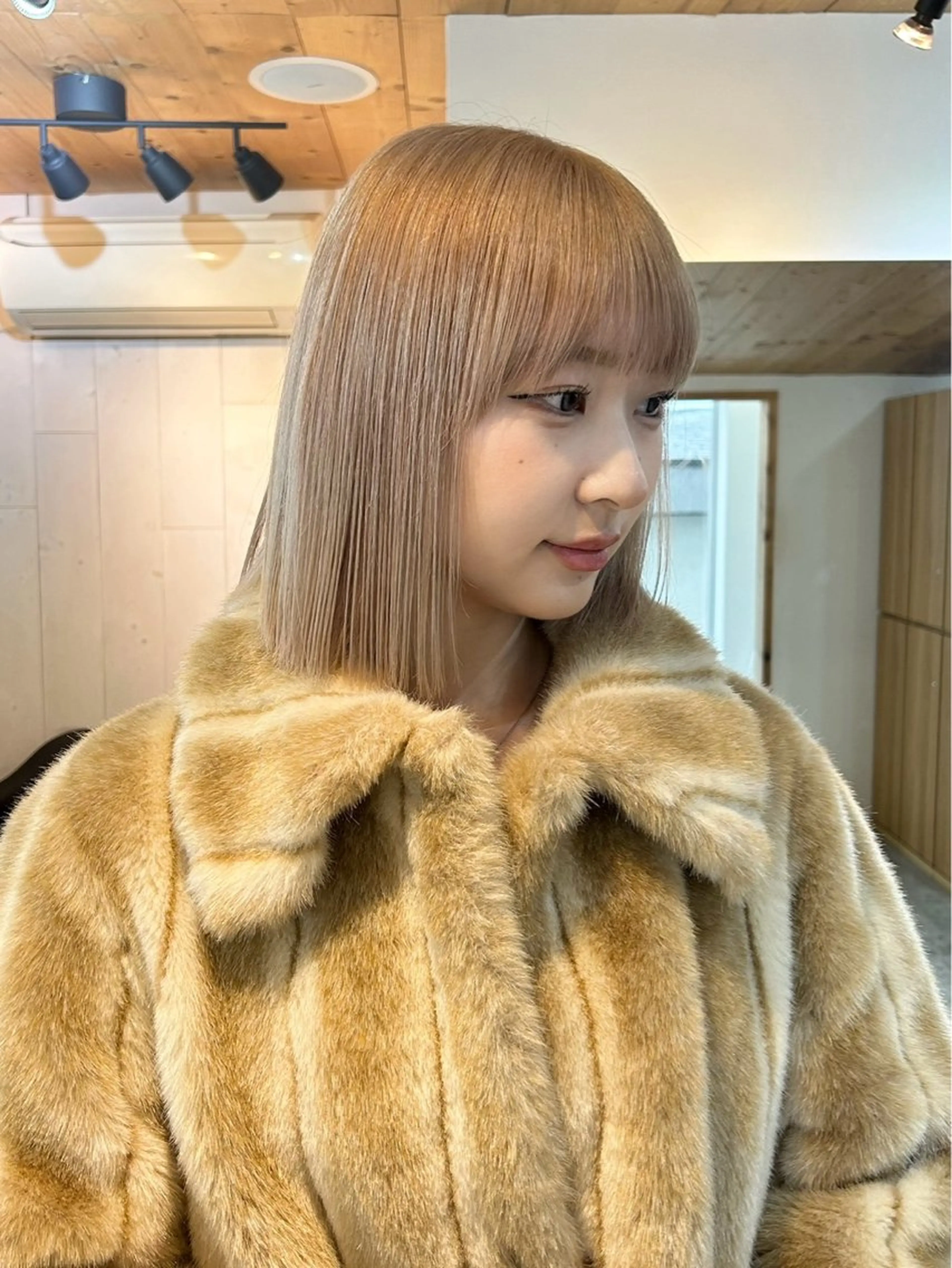 ショート カラー ヘアカラー トリートメント 韓国/ハイトーン/ ボブ🎀MIKU🎀のヘアスタイル