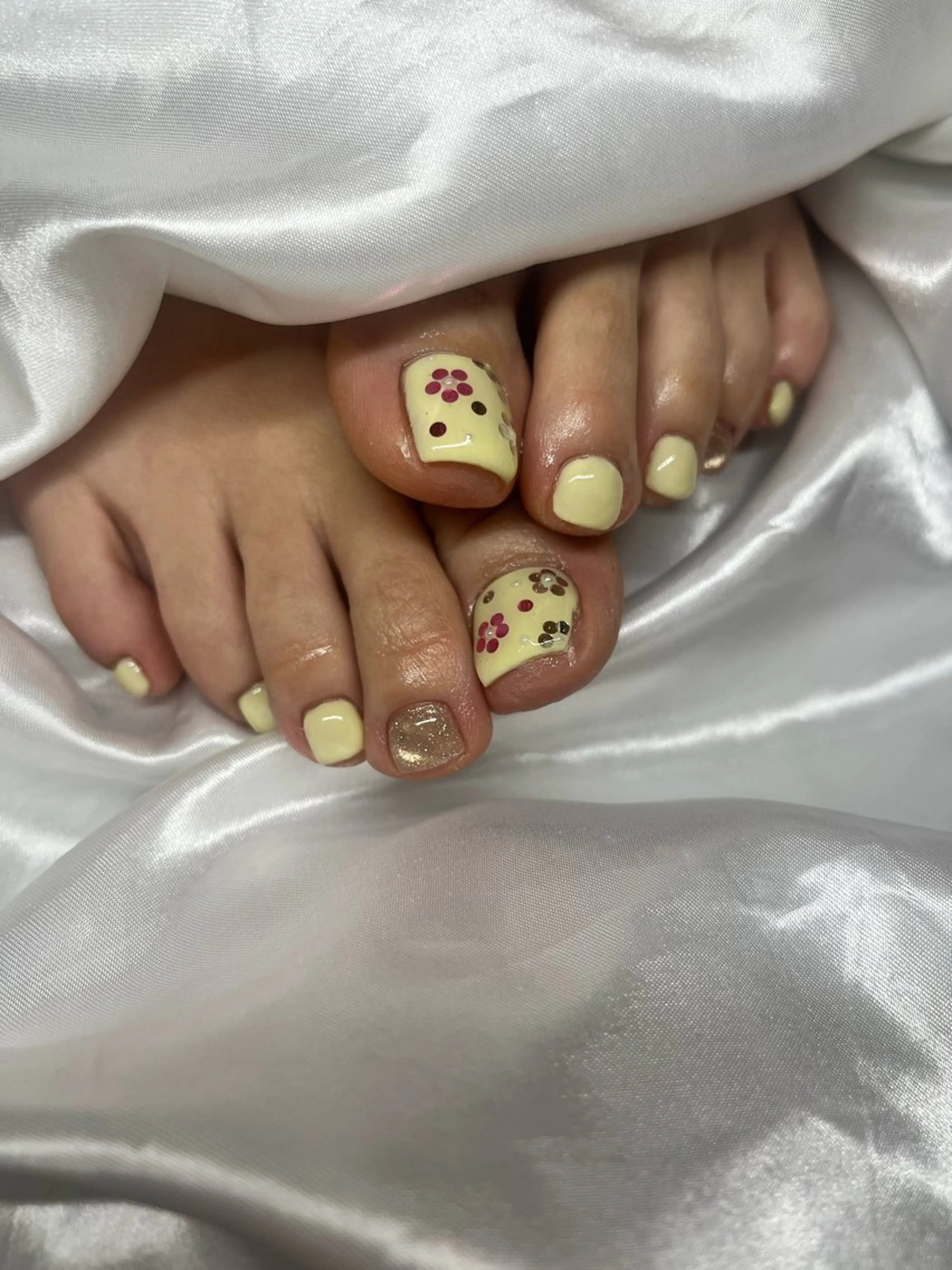 ネイル フットネイル Ayumi/髪質改善 /レイヤー/韓国風のヘアスタイル