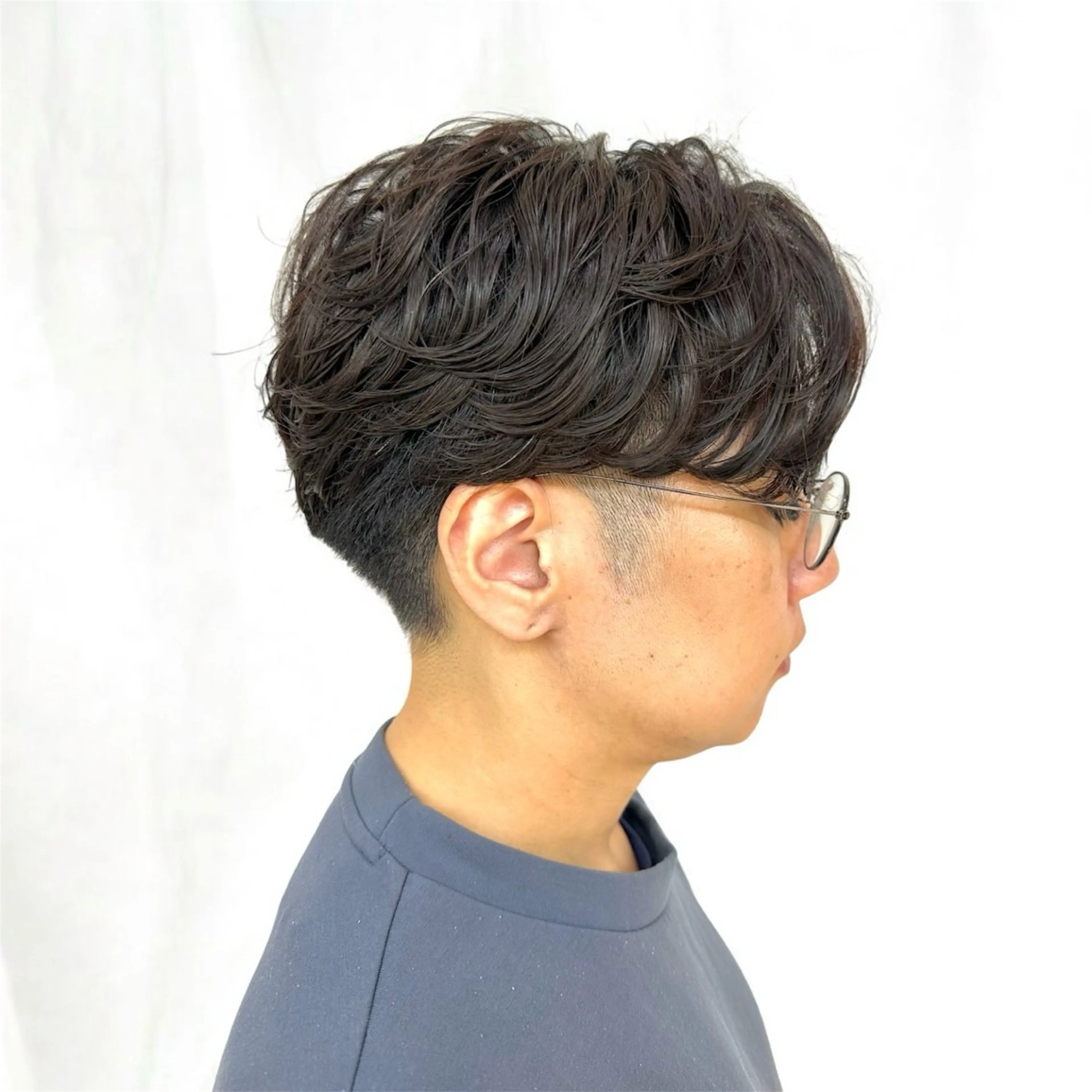 パーマ メンズ ⭐️レイヤーカット 大人気 三澤康司⭐️のヘアスタイル