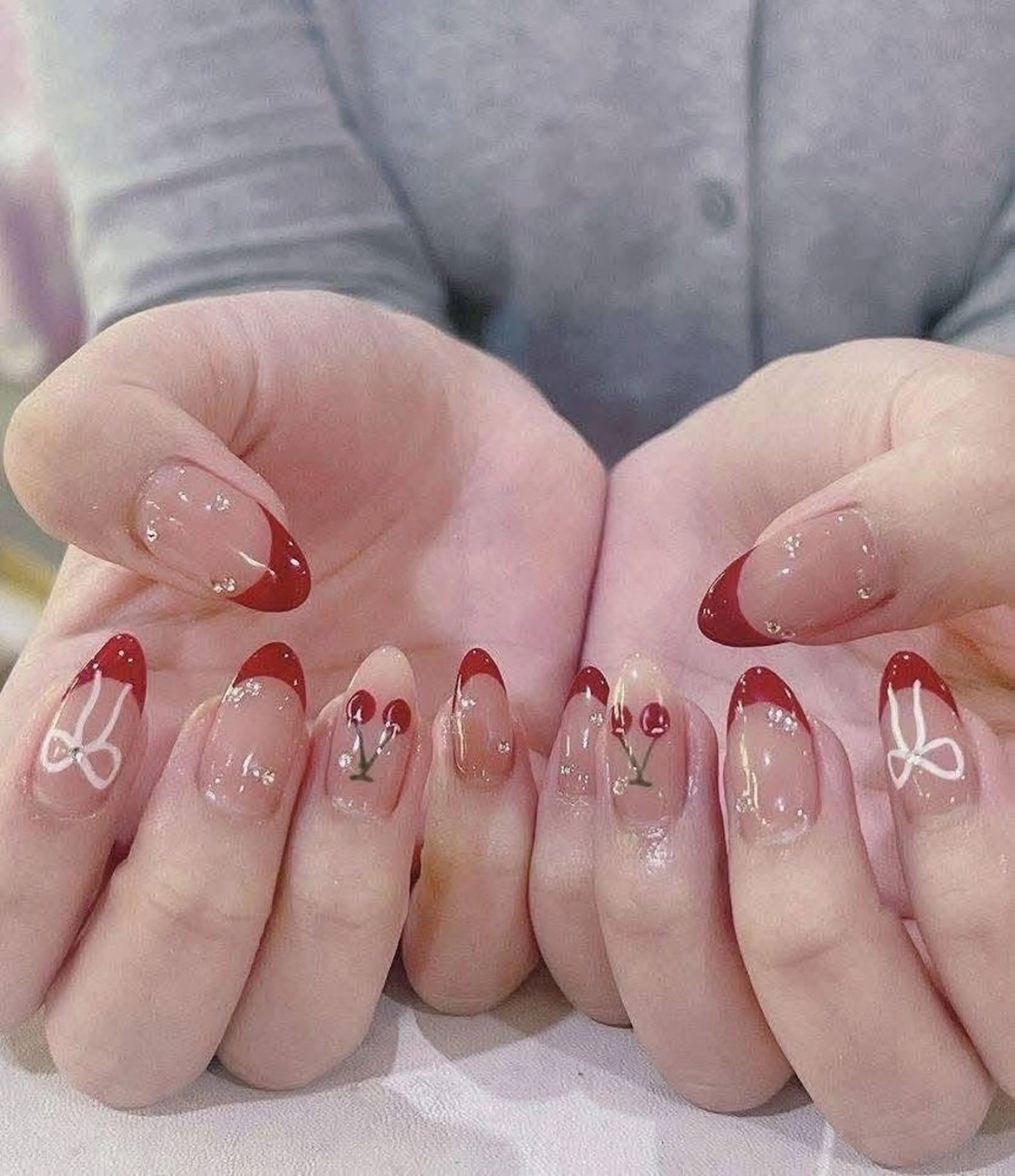 ネイル ハンドネイル T. Leeのネイルデザイン