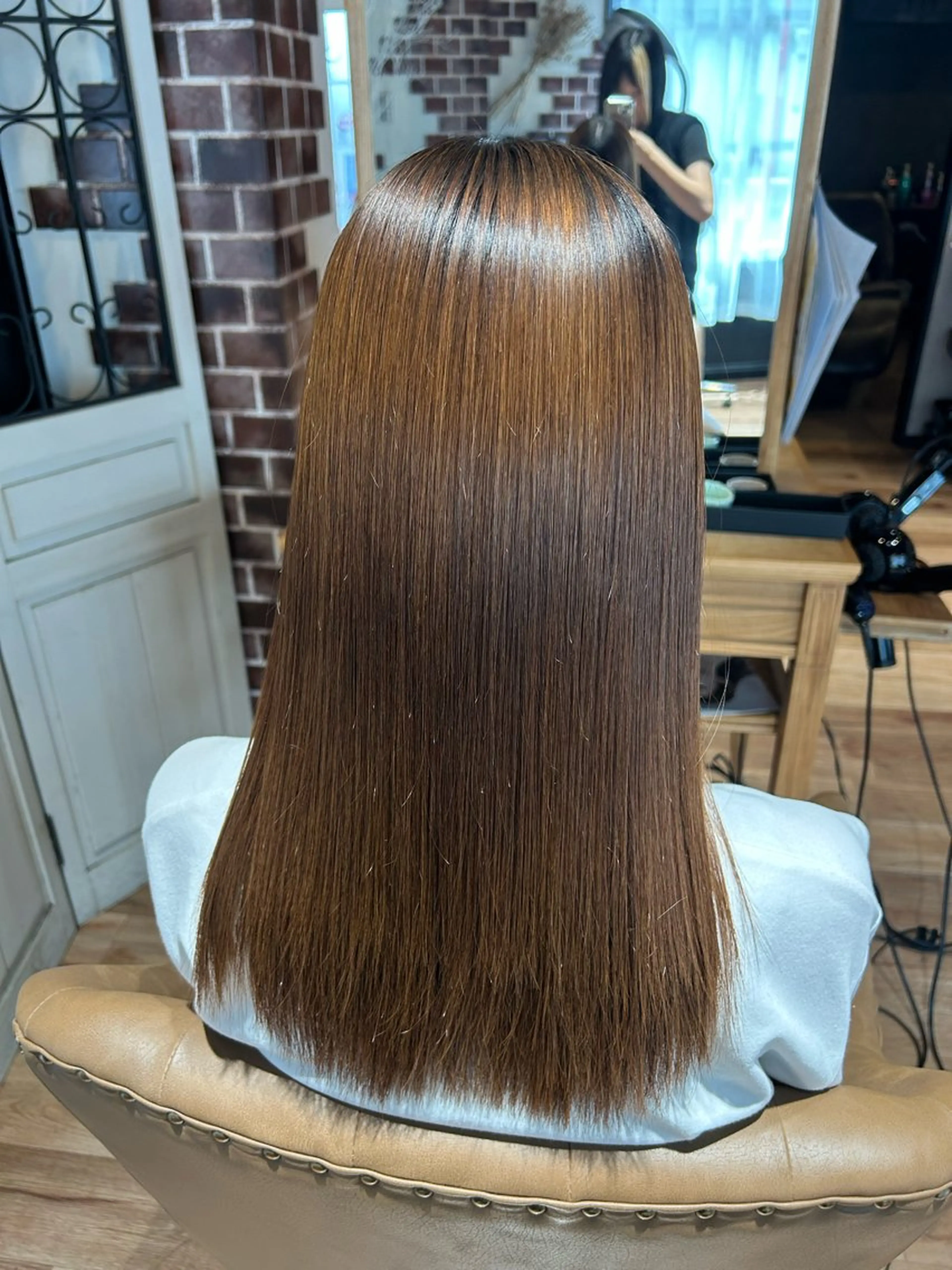 セミロング 巽 愛夏のヘアスタイル