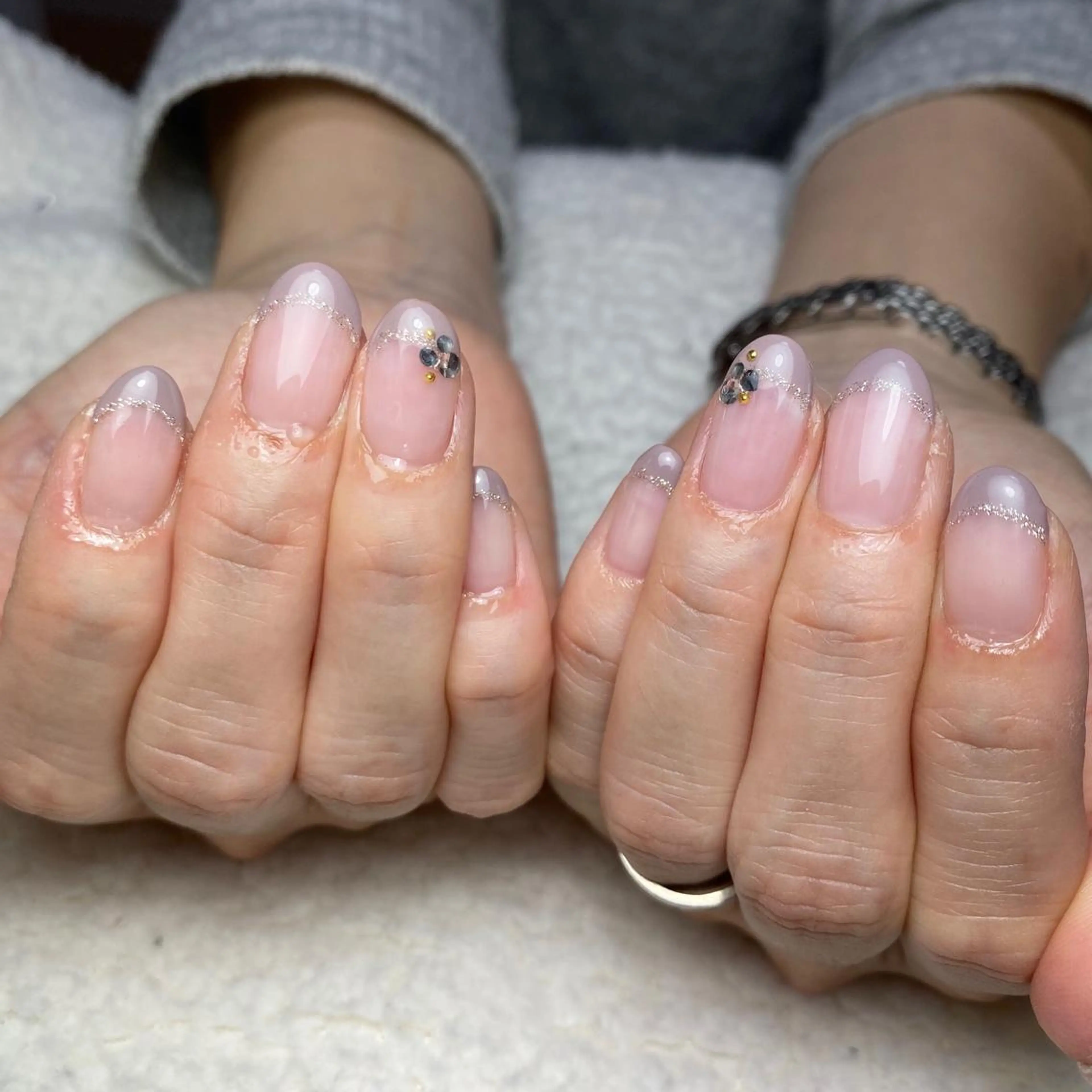 ネイル フレンチネイル シンプルネイル ハンドネイル COCO +のエステ・リラクイメージ