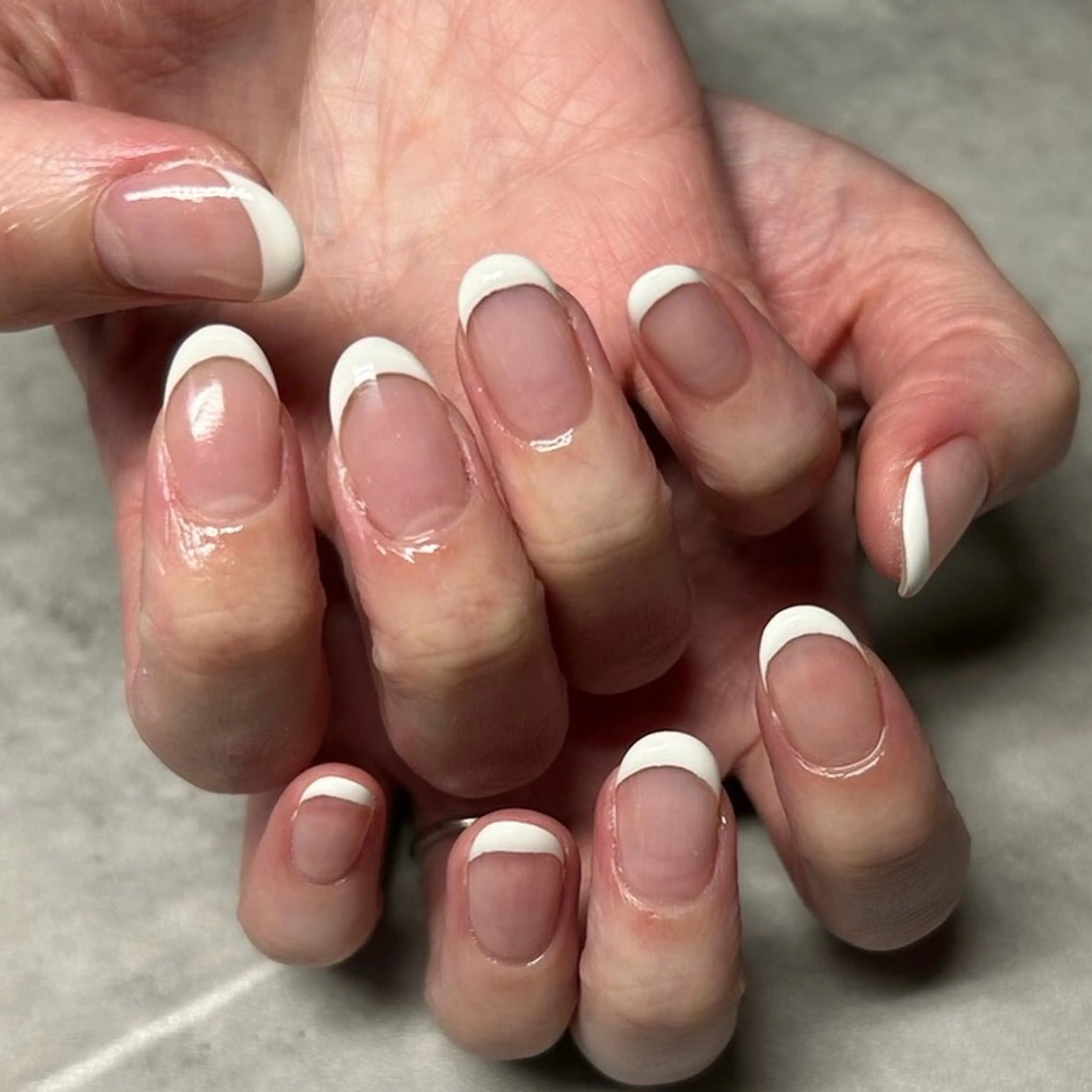 ネイル クリアネイル フレンチネイル ハンドネイル JULIE NAILのネイルデザイン