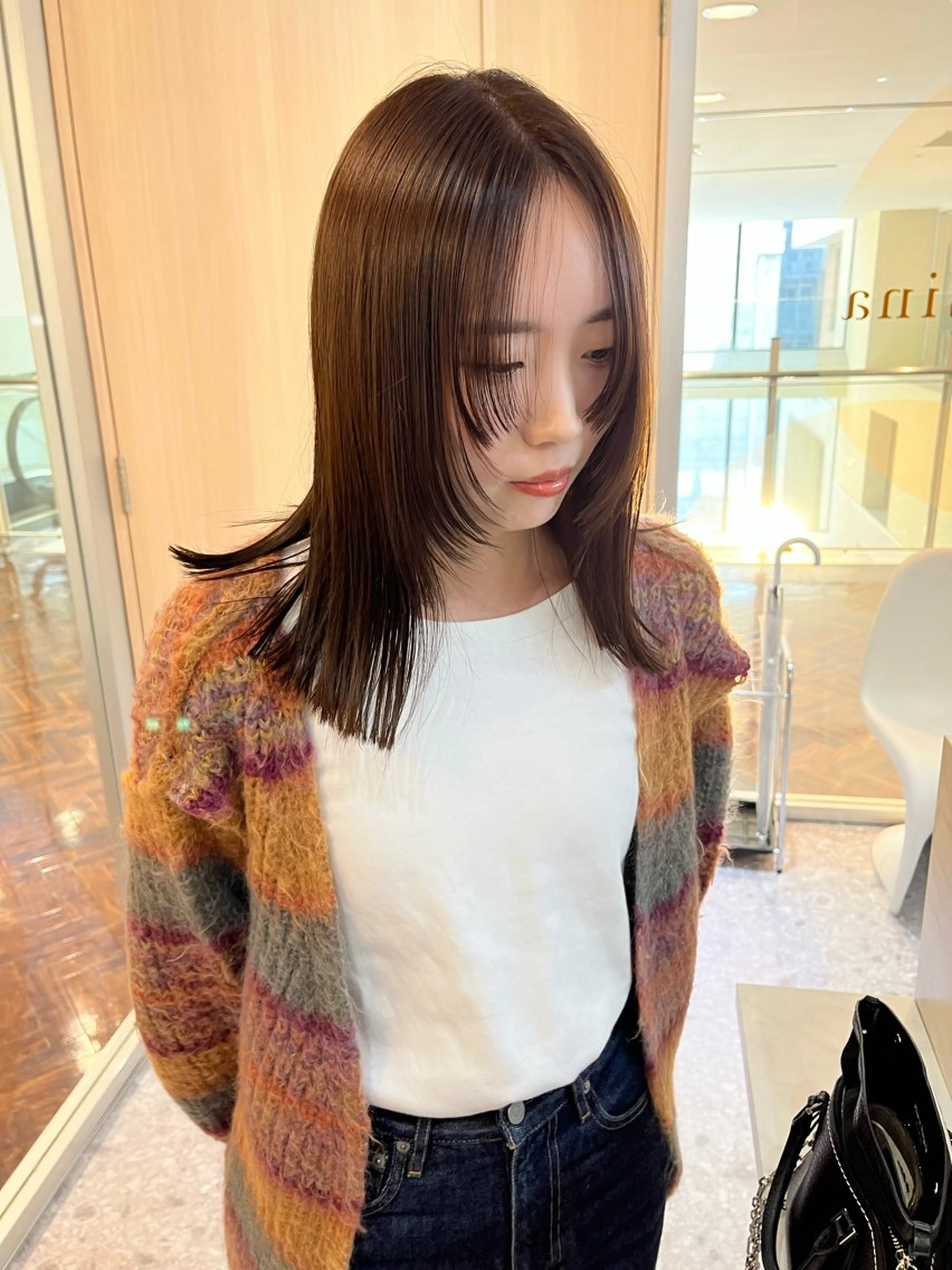 ミディアム カット ヘアカラー zina藤崎📛 井上美乃里のヘアスタイル