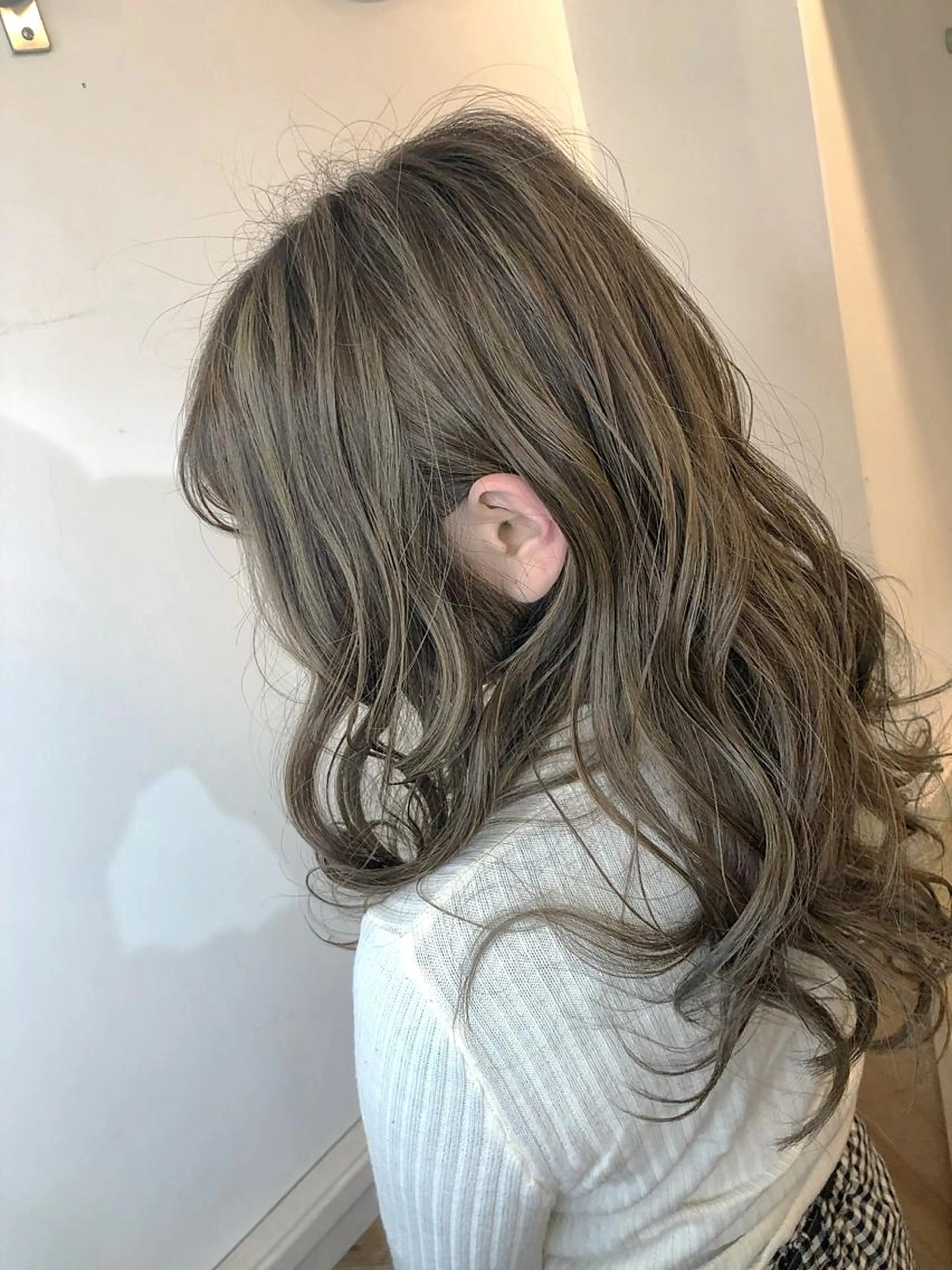 カット& カラー＆トリートメントの写真