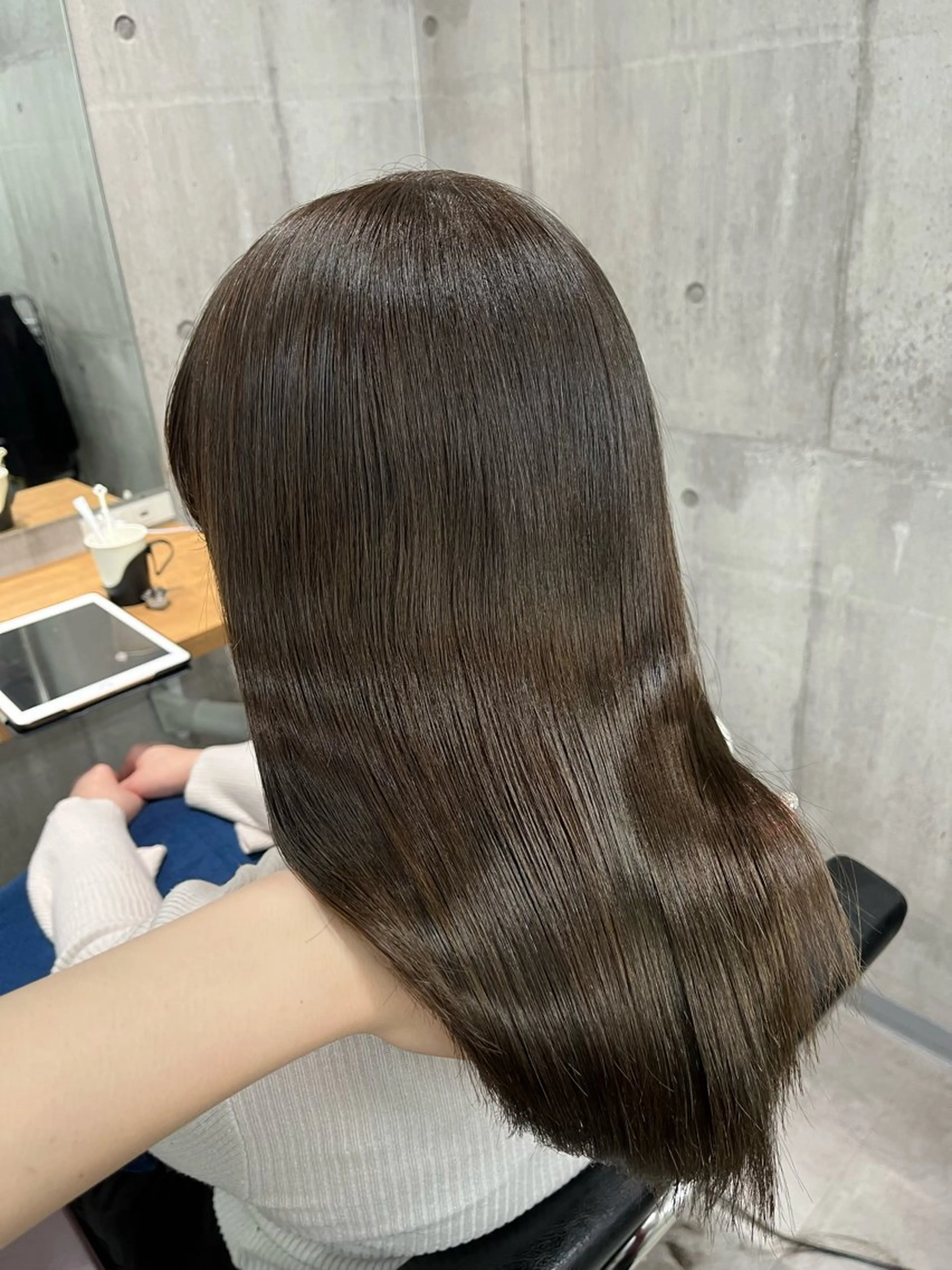 セミロング カラー カット ヘアカラー トリートメント newi赤羽 HINATAのヘアスタイル