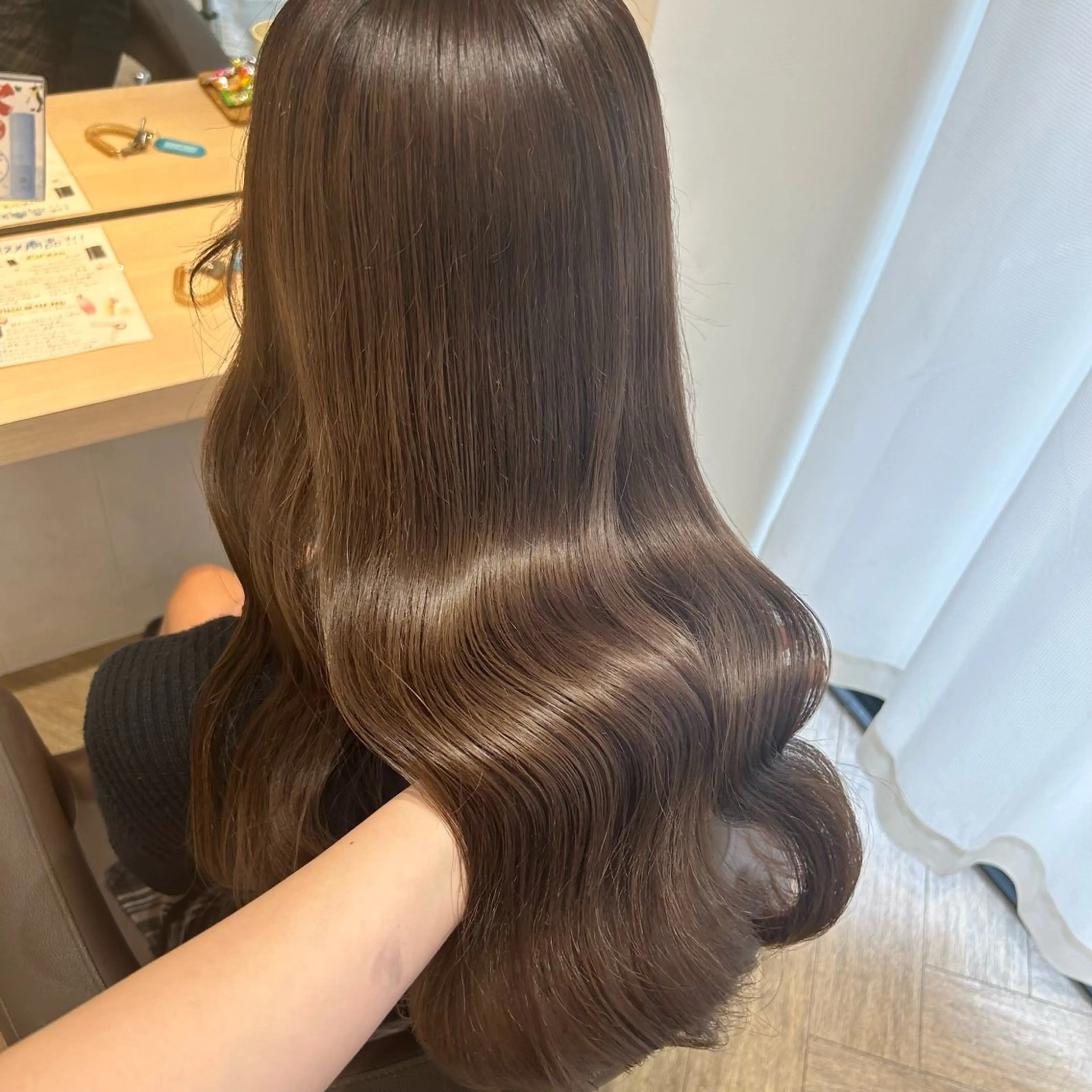 ロング カラー カット ヘアカラー 砂野 真璃奈のヘアスタイル
