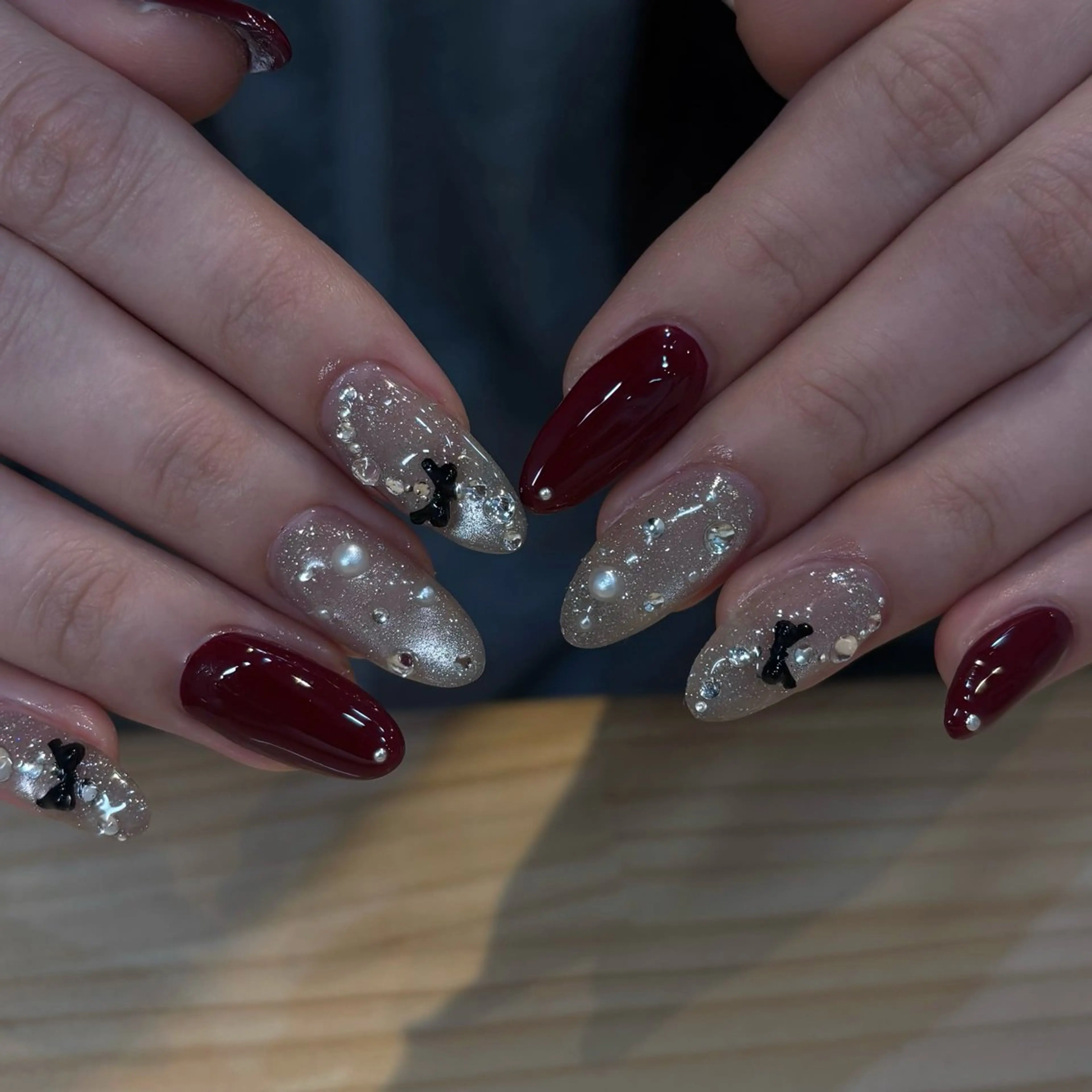 ネイル ボルドー 長さ出し キラキラネイル マグネットネイル 持ち込み ハンドネイル Bianca名駅店 安田のネイルデザイン