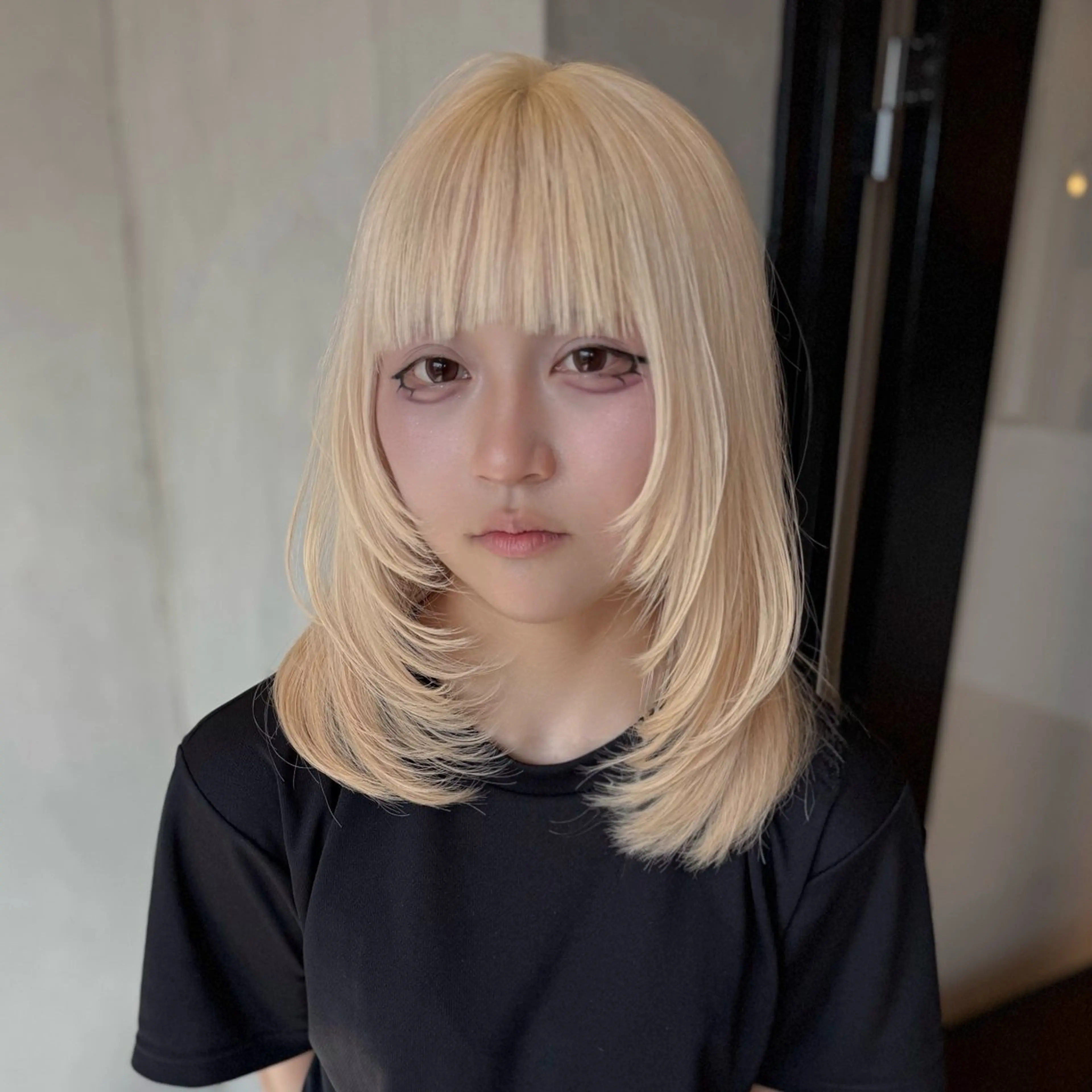 ミディアム ヘアカラー トリートメント ベージュカラー/長岡 レイヤーカット/コウのヘアスタイル