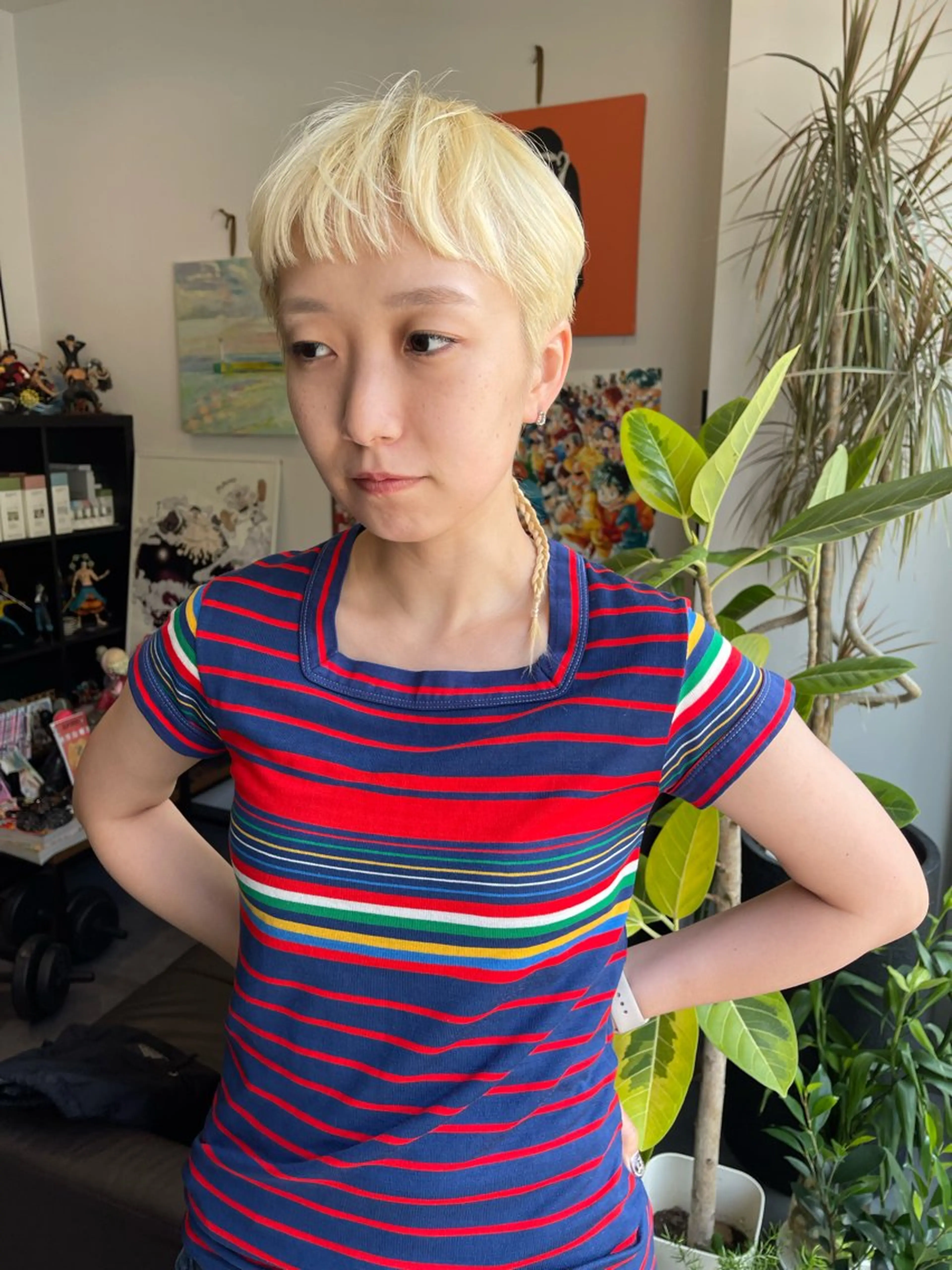 ショート オン眉 ショートヘア カット ヘアカラー アトム/ウルフ パーマ/レイヤーのヘアスタイル